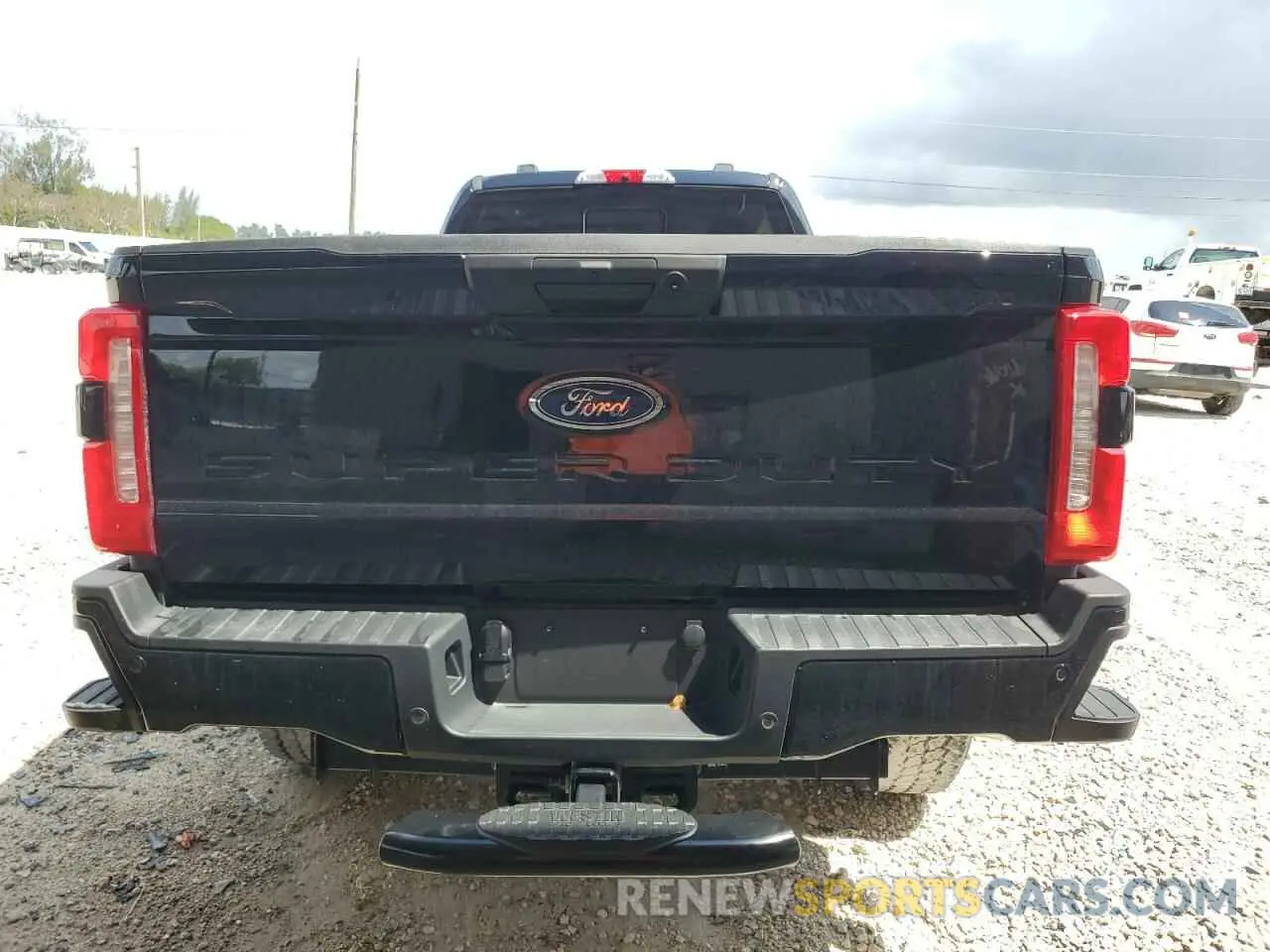 6 Photograph of a damaged car 1FT8W3BT7REF14387 FORD F350 2024