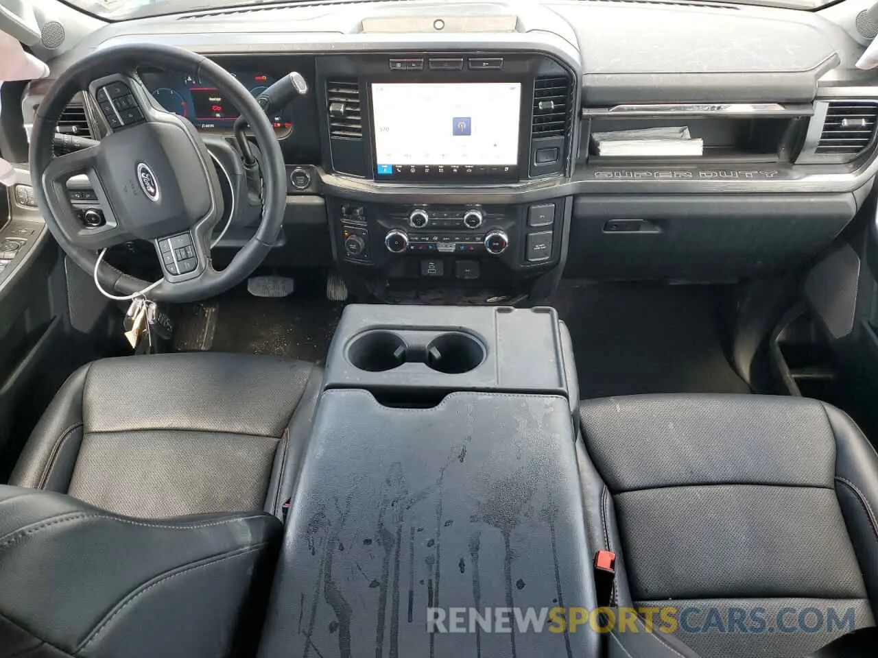 8 Photograph of a damaged car 1FT8W3BT8REF59919 FORD F350 2024