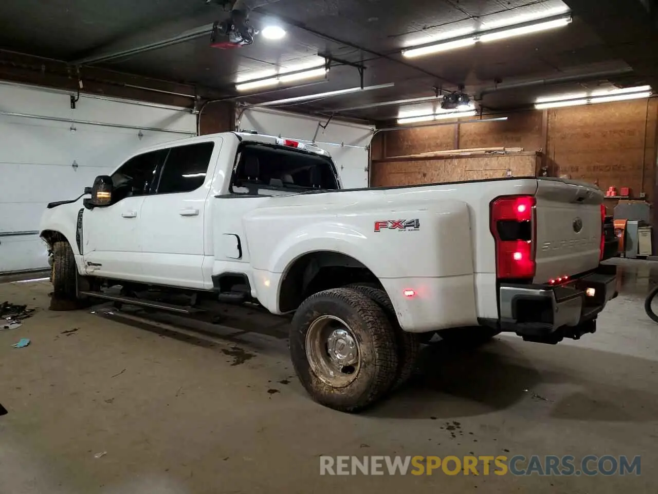 2 Photograph of a damaged car 1FT8W3DT0REF92720 FORD F350 2024