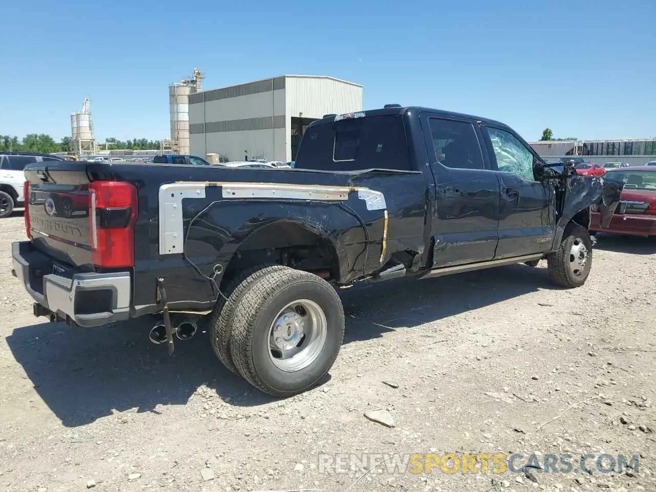 3 Photograph of a damaged car 1FT8W3DT3REF35847 FORD F350 2024