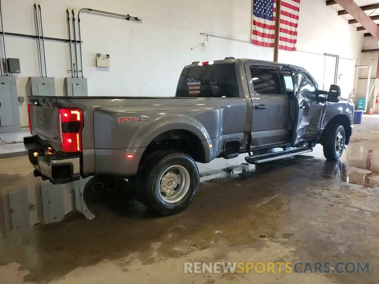 3 Photograph of a damaged car 1FT8W3DT4RED60475 FORD F350 2024