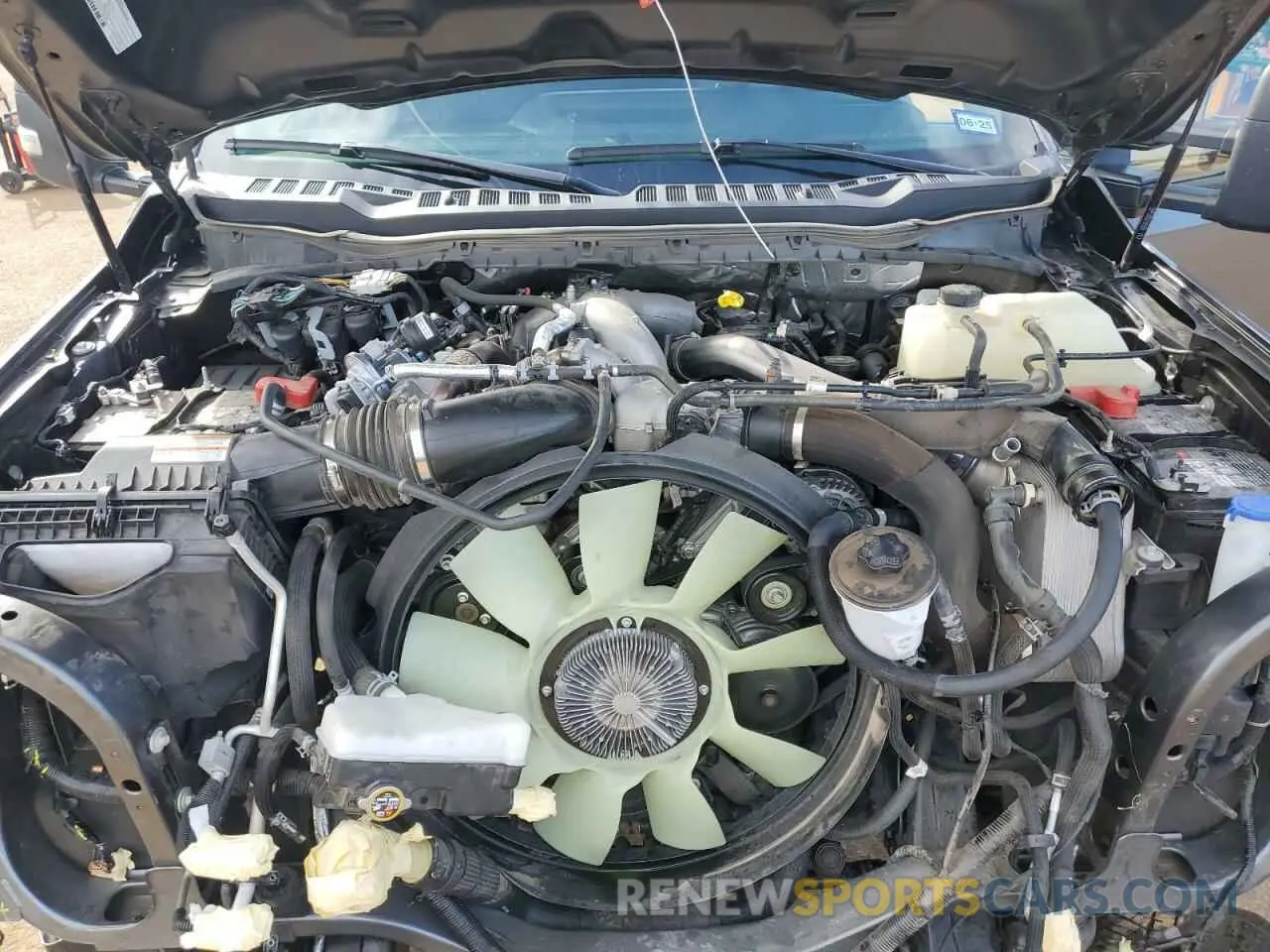 11 Photograph of a damaged car 1FT8W3DT7REE03092 FORD F350 2024