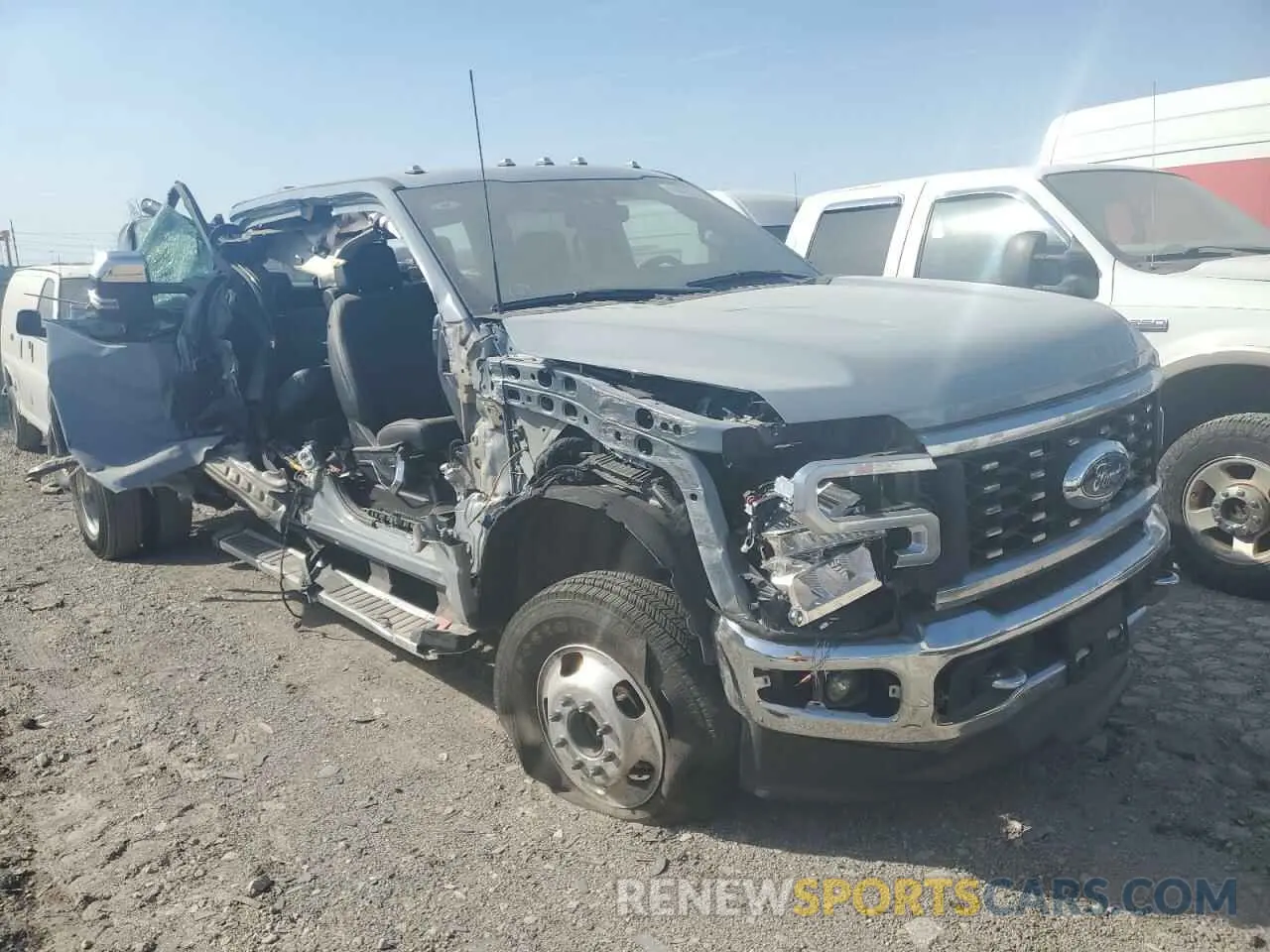4 Photograph of a damaged car 1FT8W3DT8REE14084 FORD F350 2024