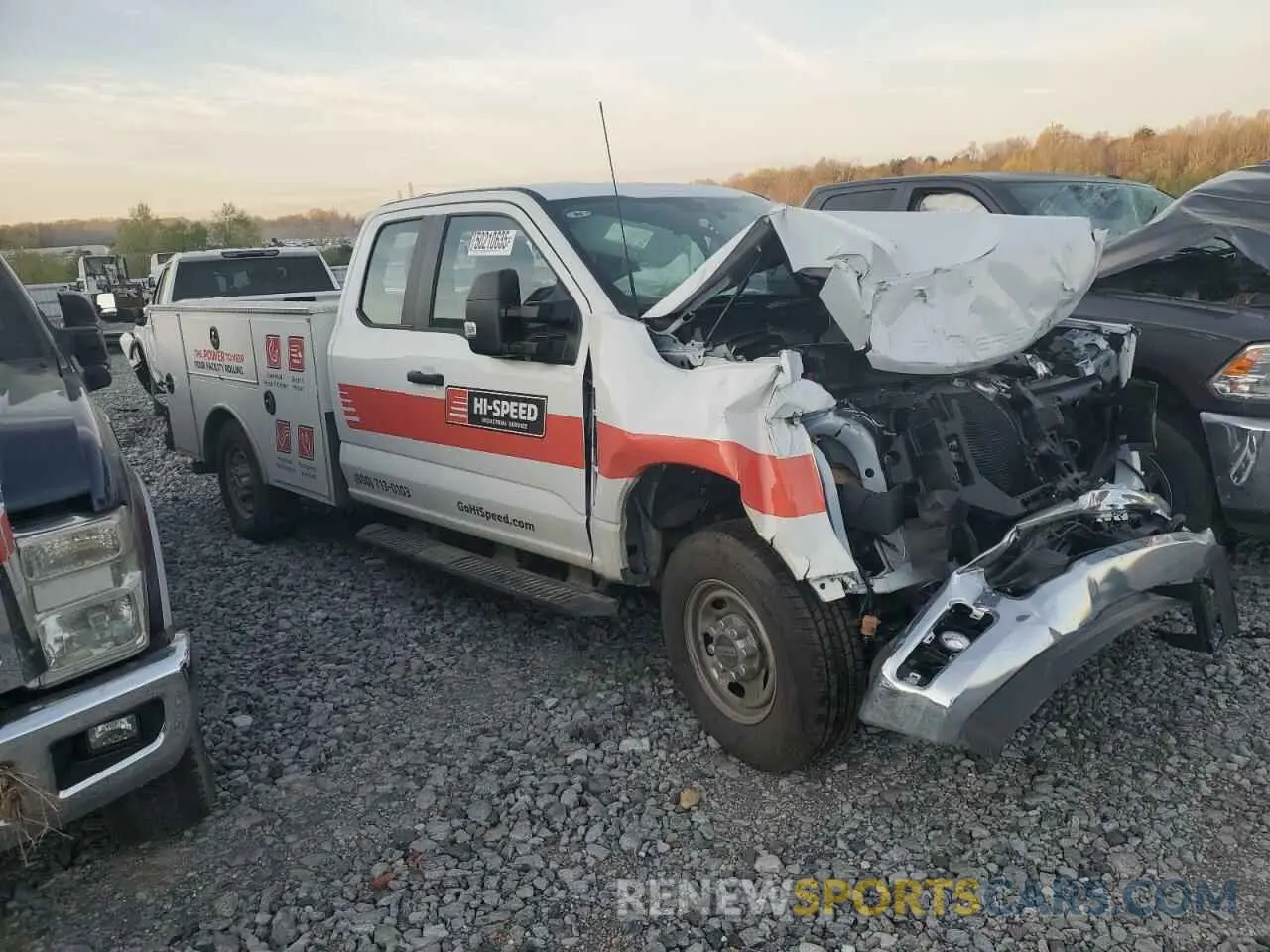 4 Photograph of a damaged car 1FT8X3AA0REF17323 FORD F350 2024