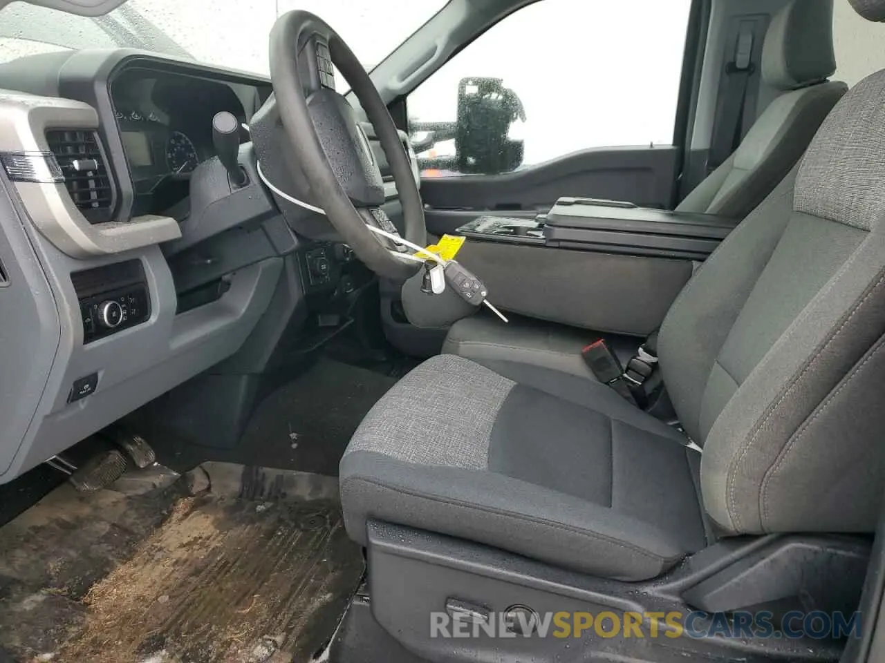 7 Photograph of a damaged car 1FTRF3DT6REC48328 FORD F350 2024