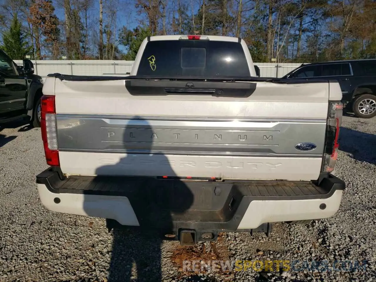 6 Photograph of a damaged car 1FT8W4DT0KEF64413 FORD F450 2019