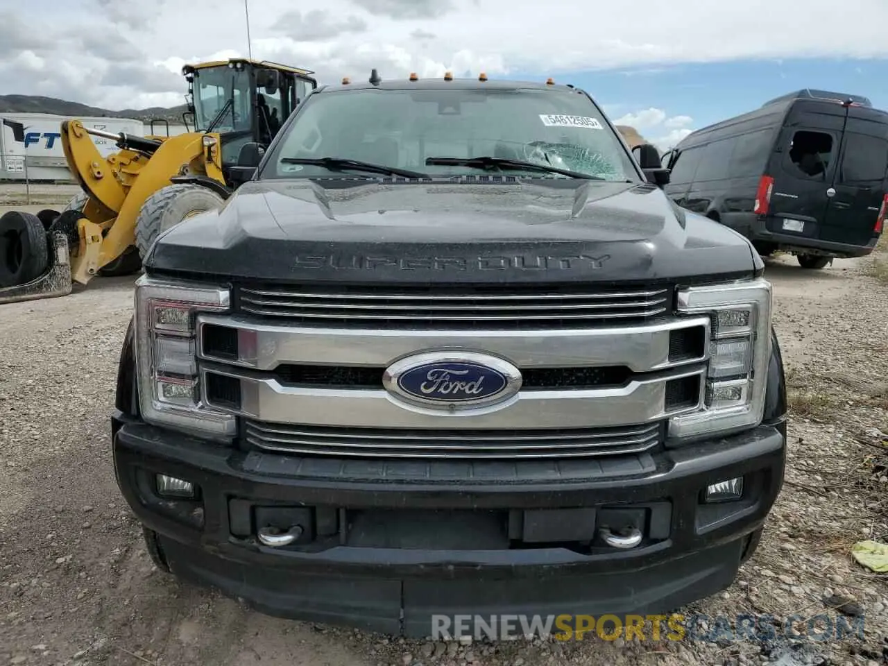 5 Photograph of a damaged car 1FT8W4DT2KEF39920 FORD F450 2019