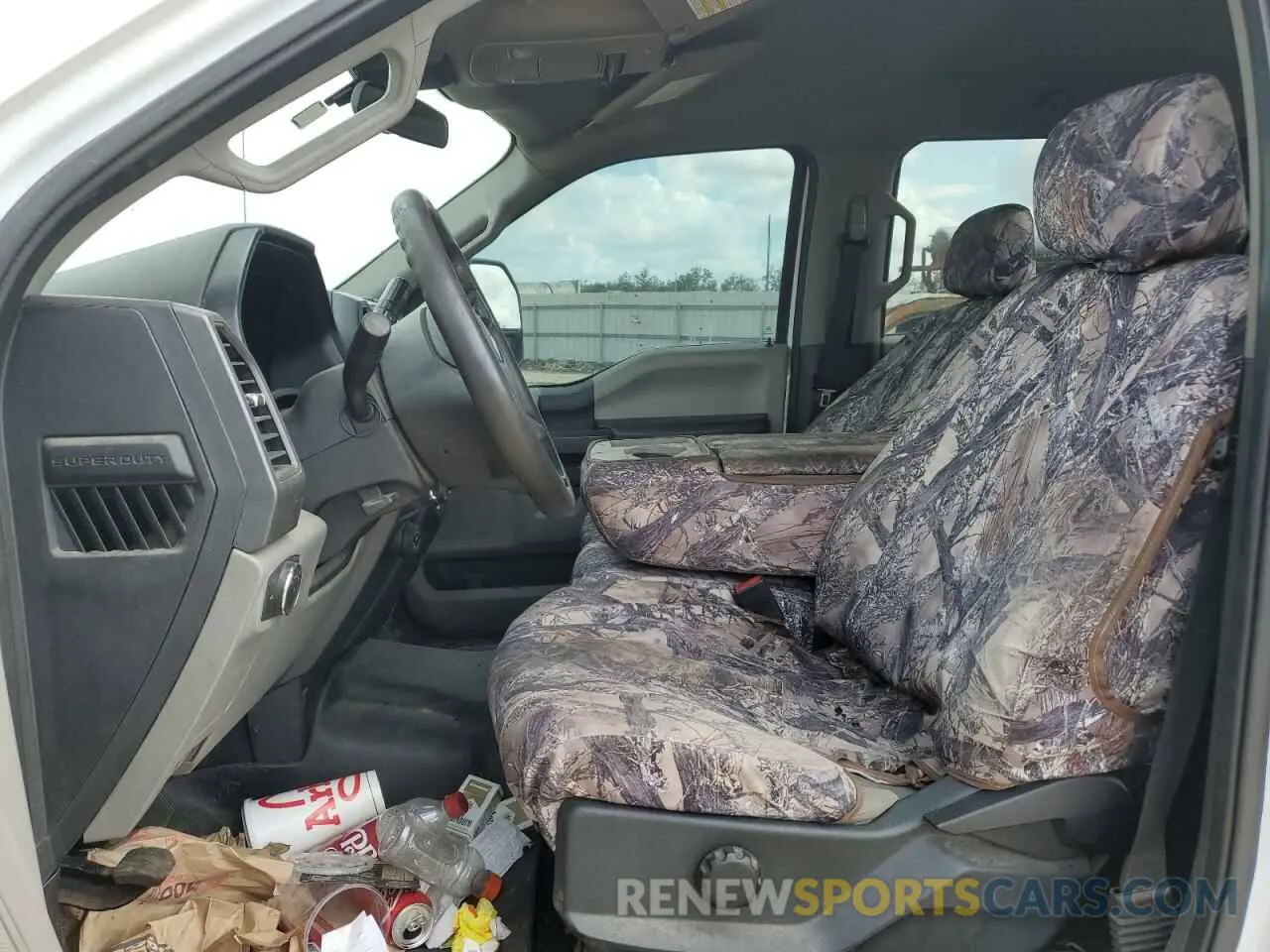 7 Photograph of a damaged car 1FT8W4DT8LEE36017 FORD F450 2020