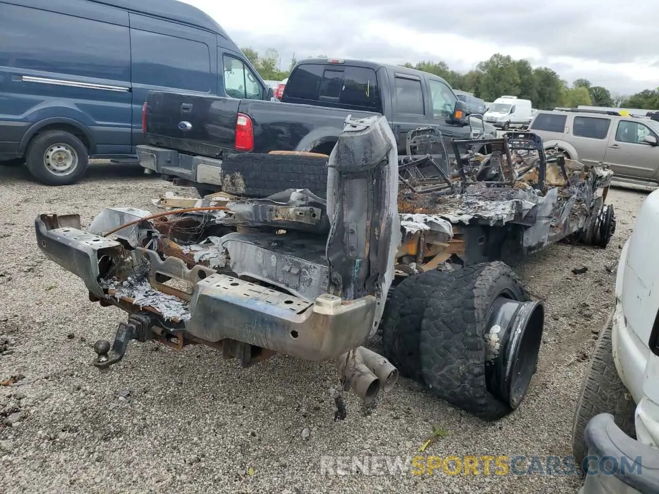 3 Photograph of a damaged car 1FT8W4DT9LEC68730 FORD F450 2020