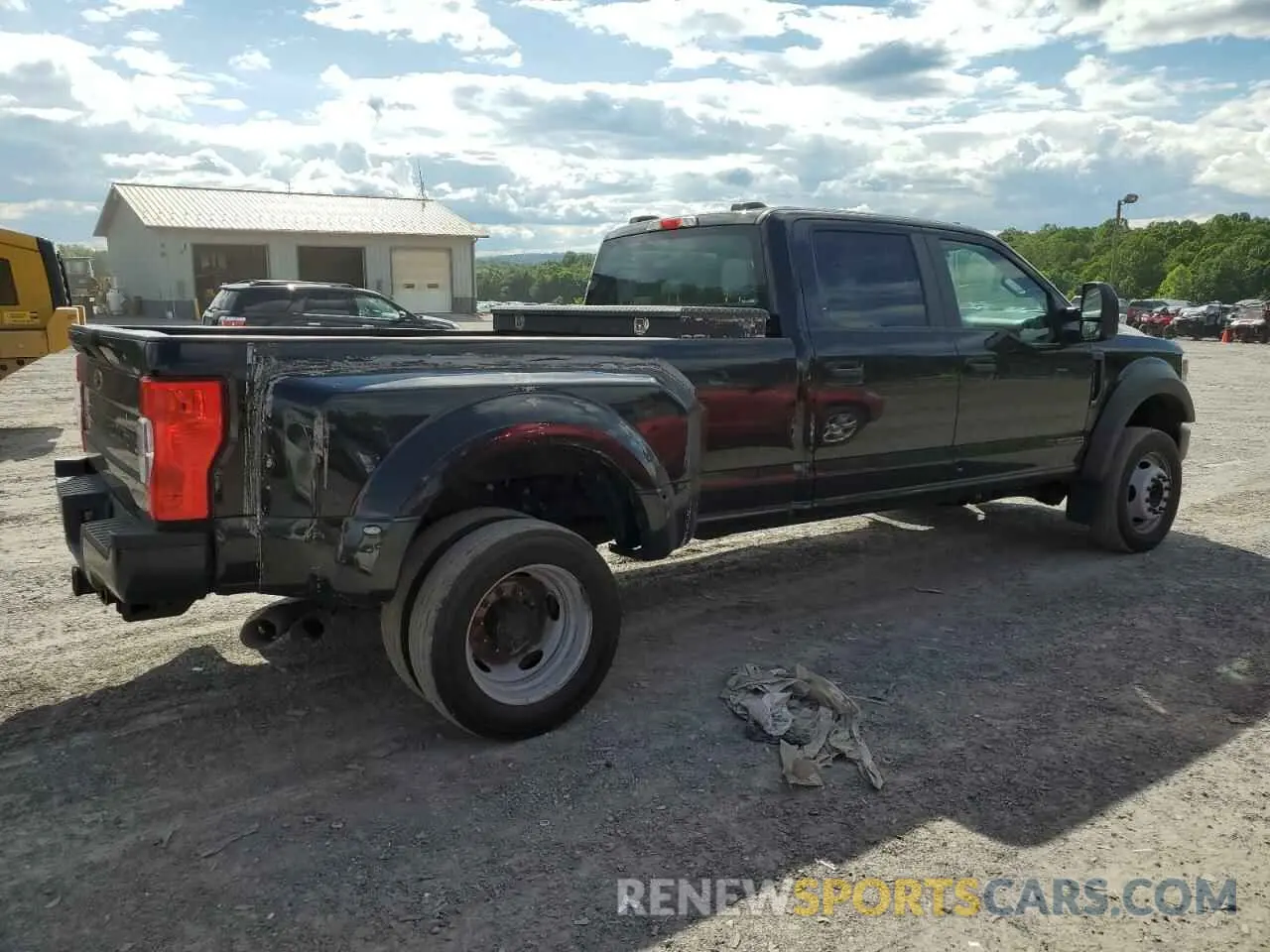 3 Photograph of a damaged car 1FT8W4DT7MEC33766 FORD F450 2021