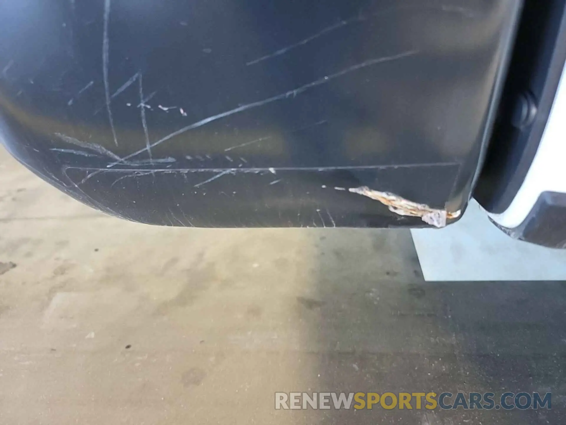 17 Photograph of a damaged car 1FT8W4DT8MED97673 FORD F450 2021