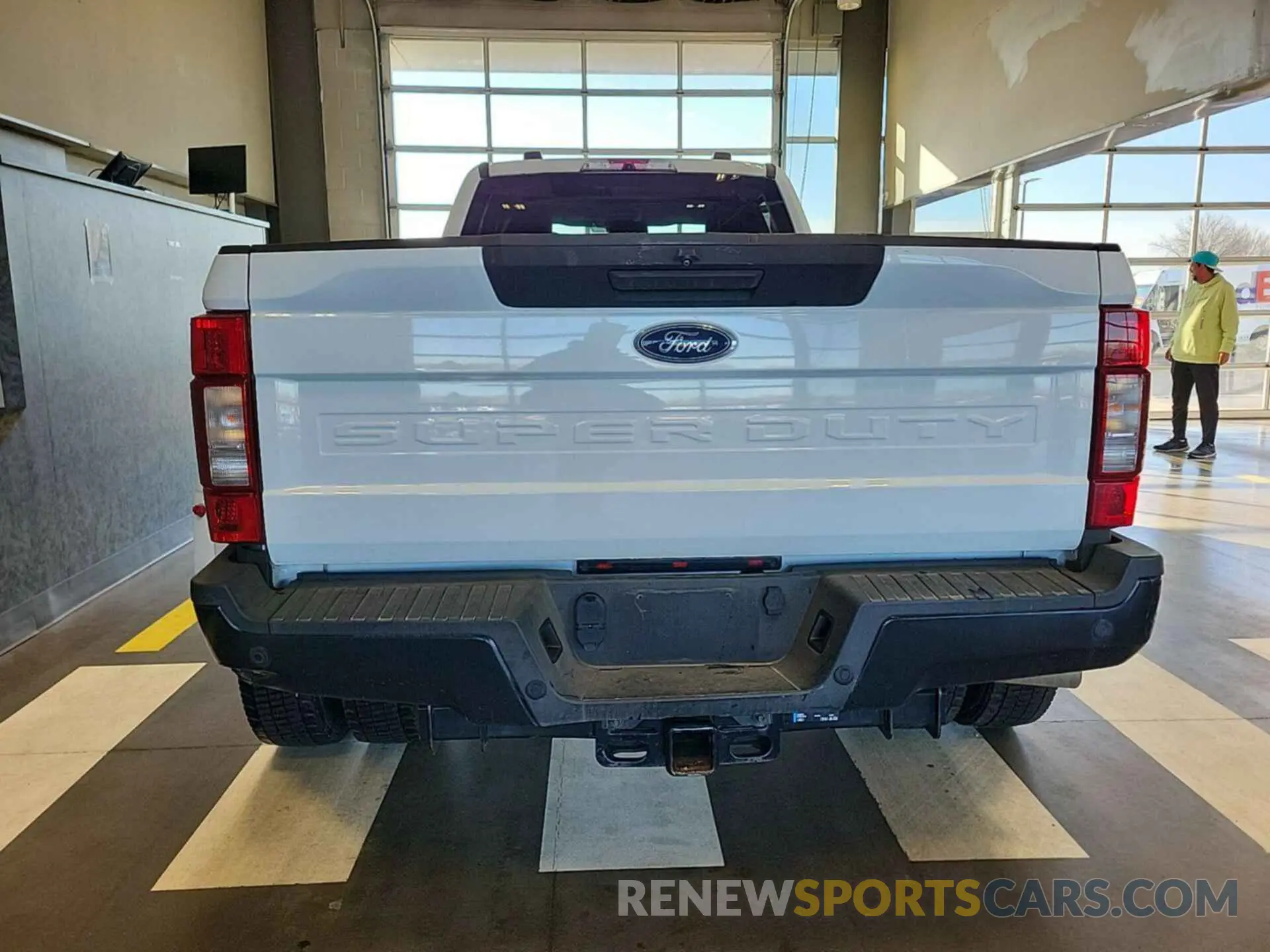 26 Photograph of a damaged car 1FT8W4DT8MED97673 FORD F450 2021