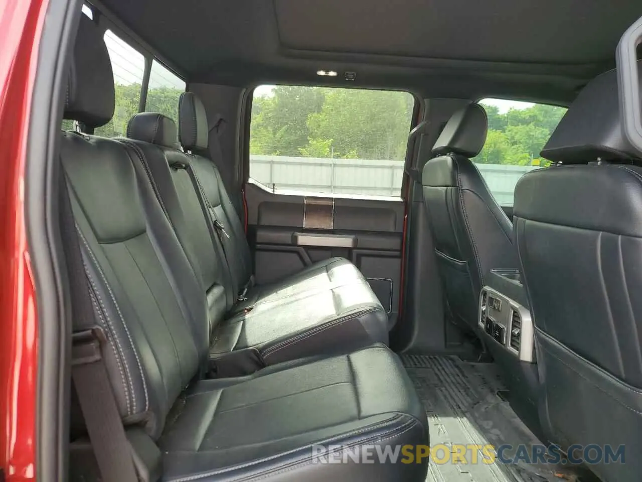 10 Photograph of a damaged car 1FT8W4DT3NEE74757 FORD F450 2022