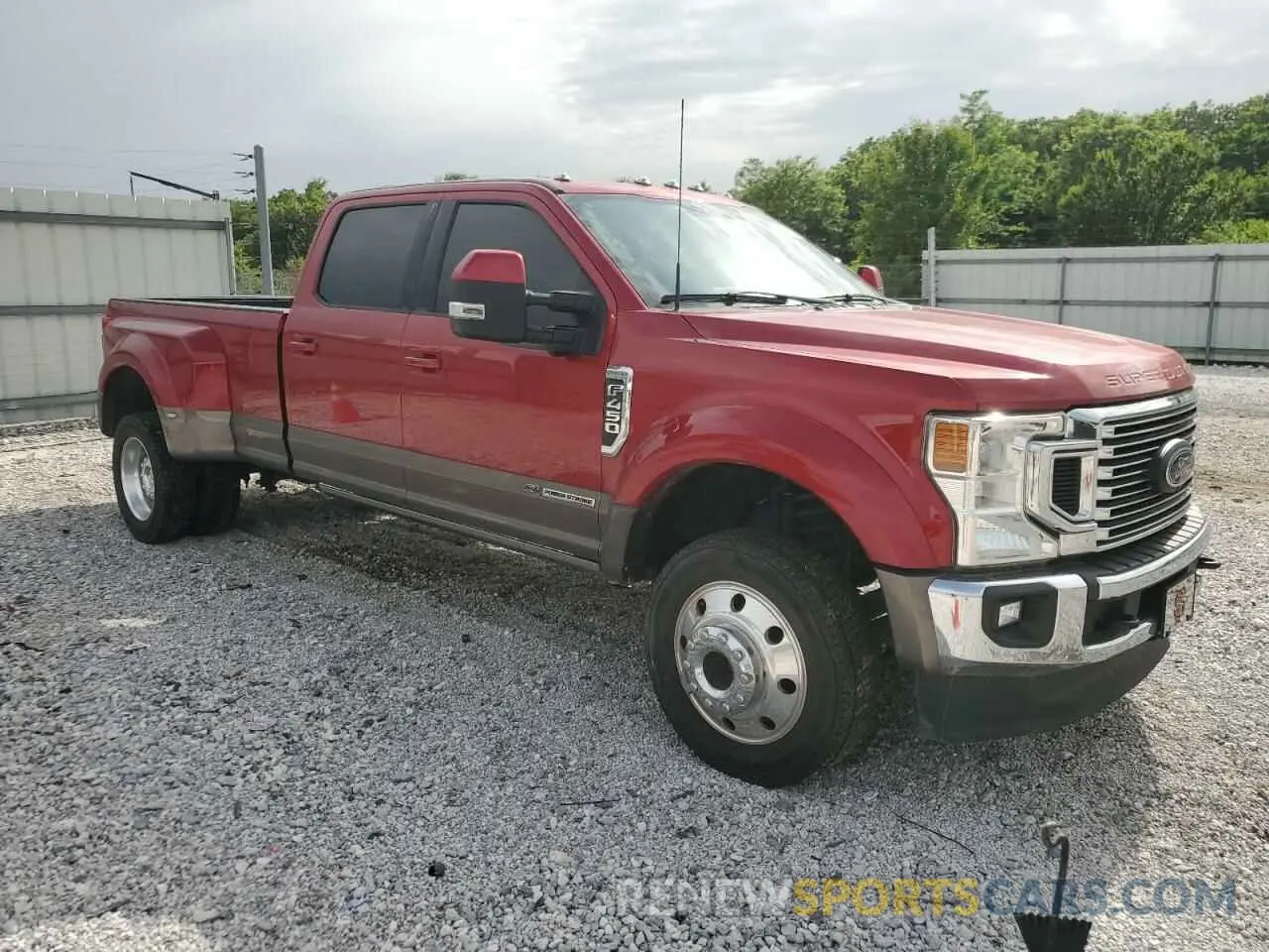 4 Photograph of a damaged car 1FT8W4DT3NEE74757 FORD F450 2022