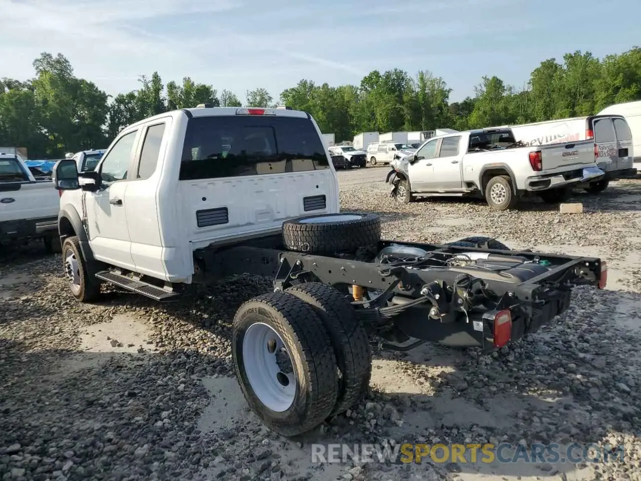 2 Photograph of a damaged car 1FD0X4HN1REE04049 FORD F450 2024