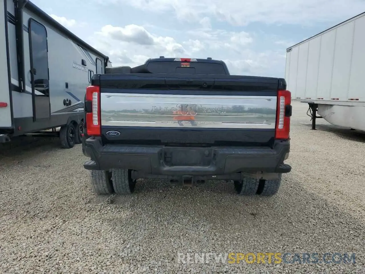 6 Photograph of a damaged car 1FT8W4DM0REC65149 FORD F450 2024