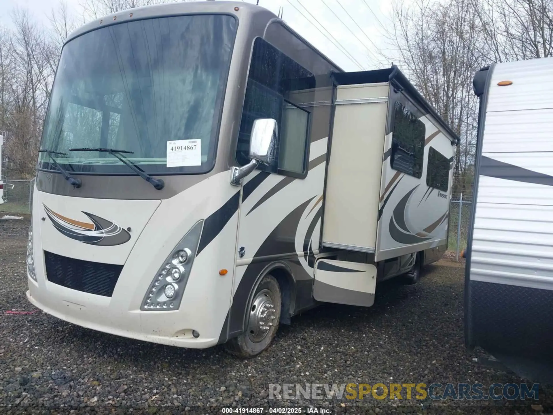 2 Photograph of a damaged car 1F66F5DY7J0A22233 FORD F53 2019