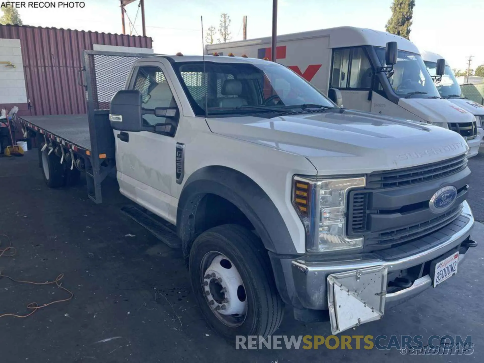 2 Photograph of a damaged car 1FDUF5GYXKDA26492 FORD F550 2019