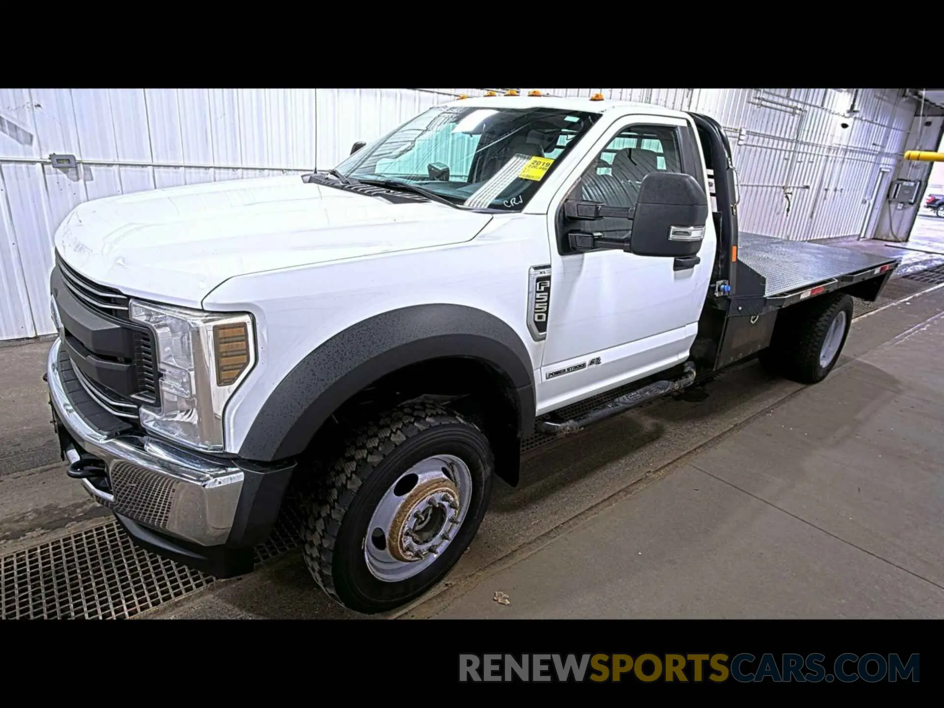 26 Photograph of a damaged car 1FDUF5HTXKDA01482 FORD F550 2019