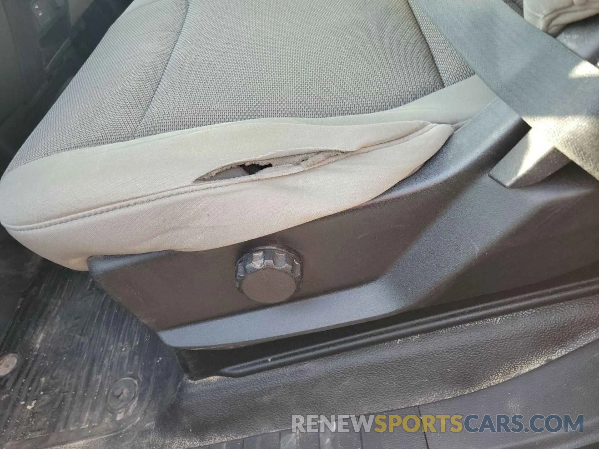 1 Photograph of a damaged car 1FD0W5HT4LEC53710 FORD F550 2020