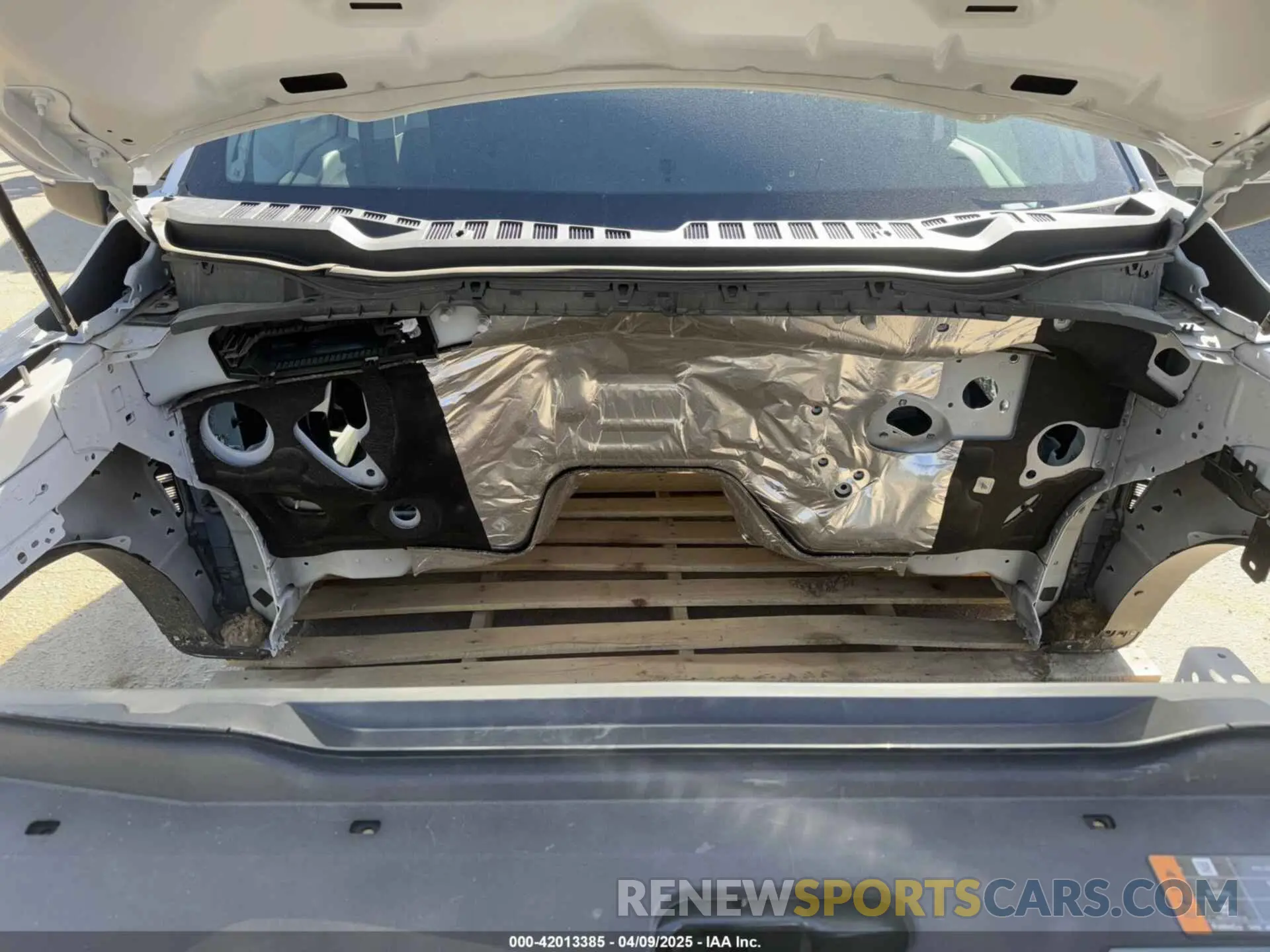 9 Photograph of a damaged car 1FDUF5HT3REF16196 FORD F550 2024