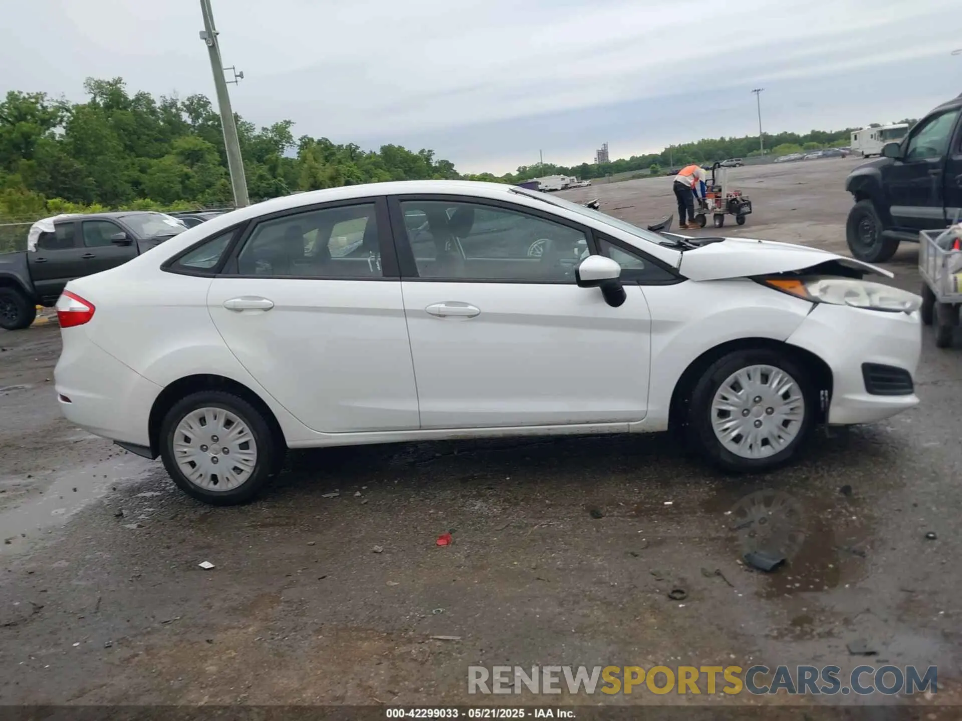 13 Photograph of a damaged car 3FADP4AJ0KM117627 FORD FIESTA 2019