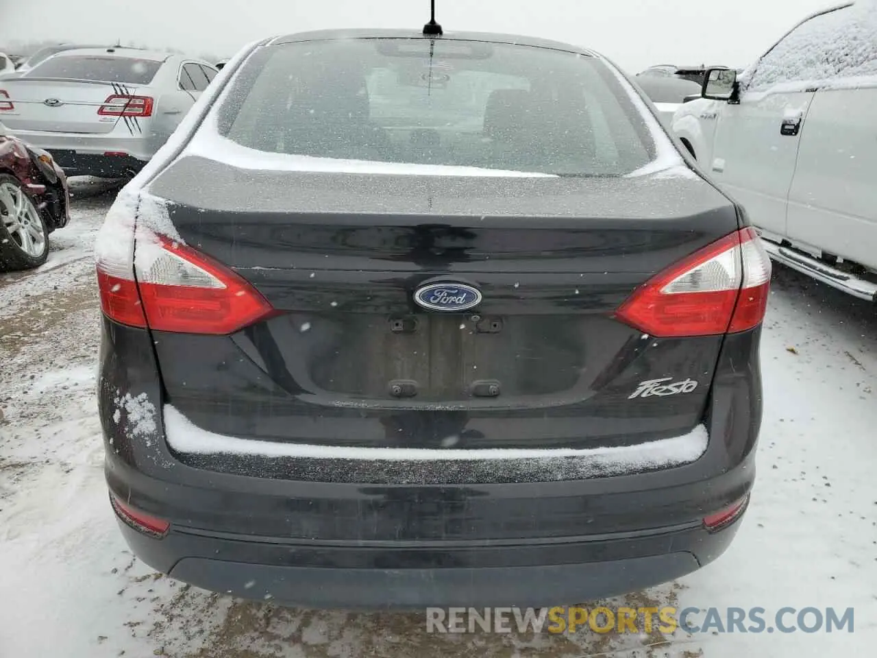 6 Photograph of a damaged car 3FADP4AJ0KM161482 FORD FIESTA 2019