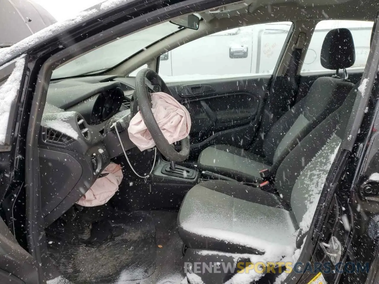 7 Photograph of a damaged car 3FADP4AJ0KM161482 FORD FIESTA 2019