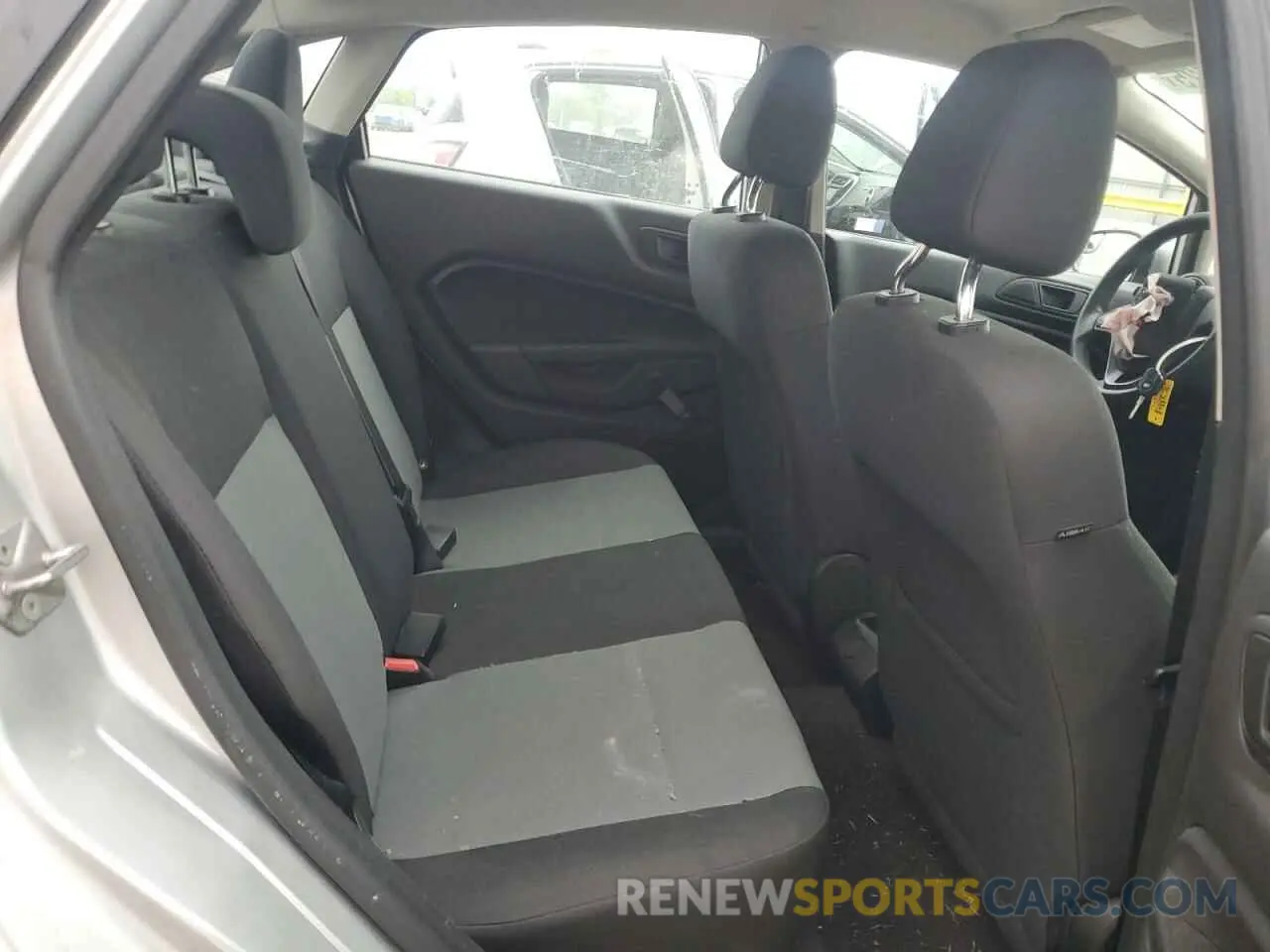 10 Photograph of a damaged car 3FADP4AJ4KM154860 FORD FIESTA 2019