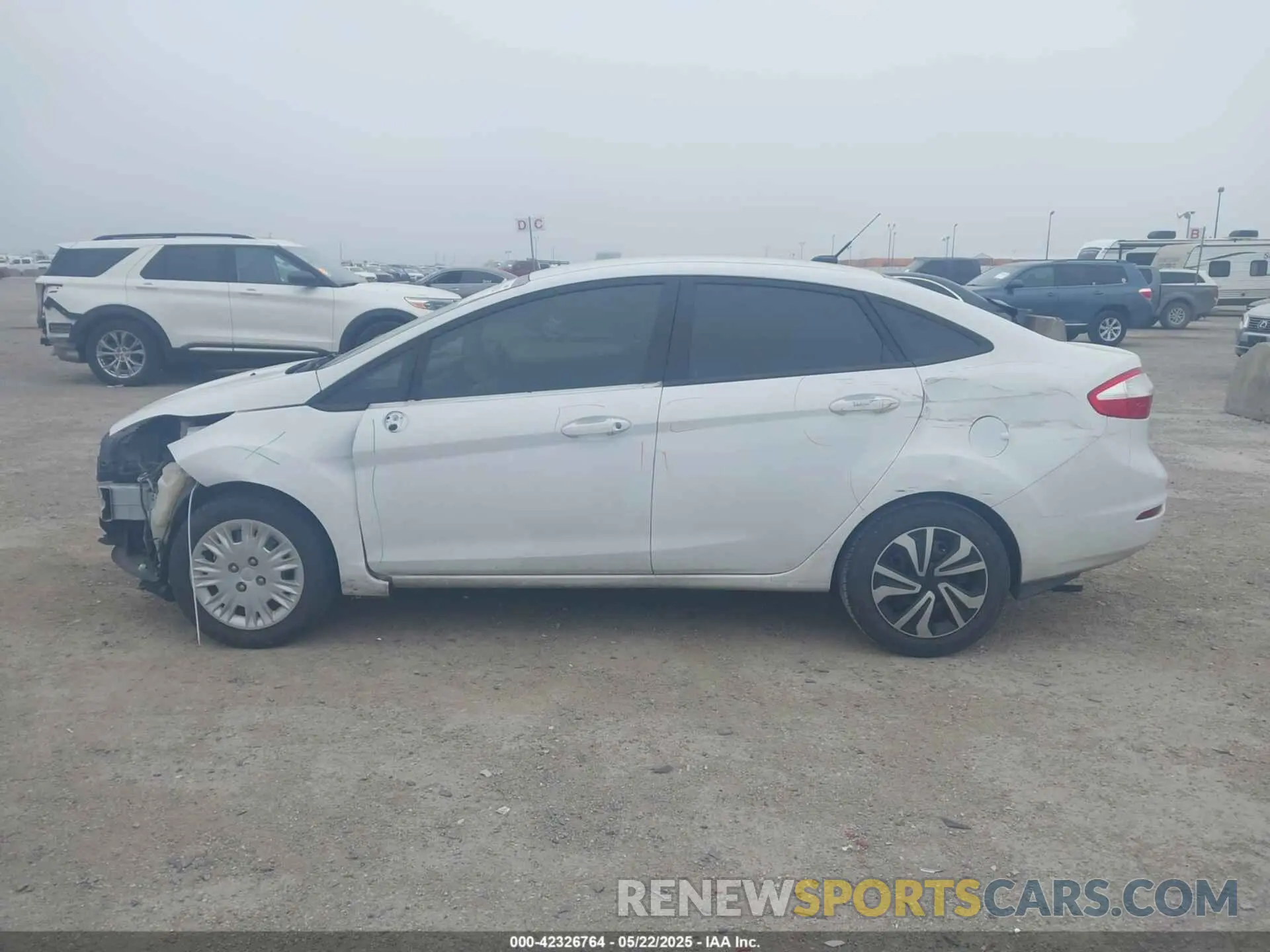 15 Photograph of a damaged car 3FADP4AJ5KM112102 FORD FIESTA 2019