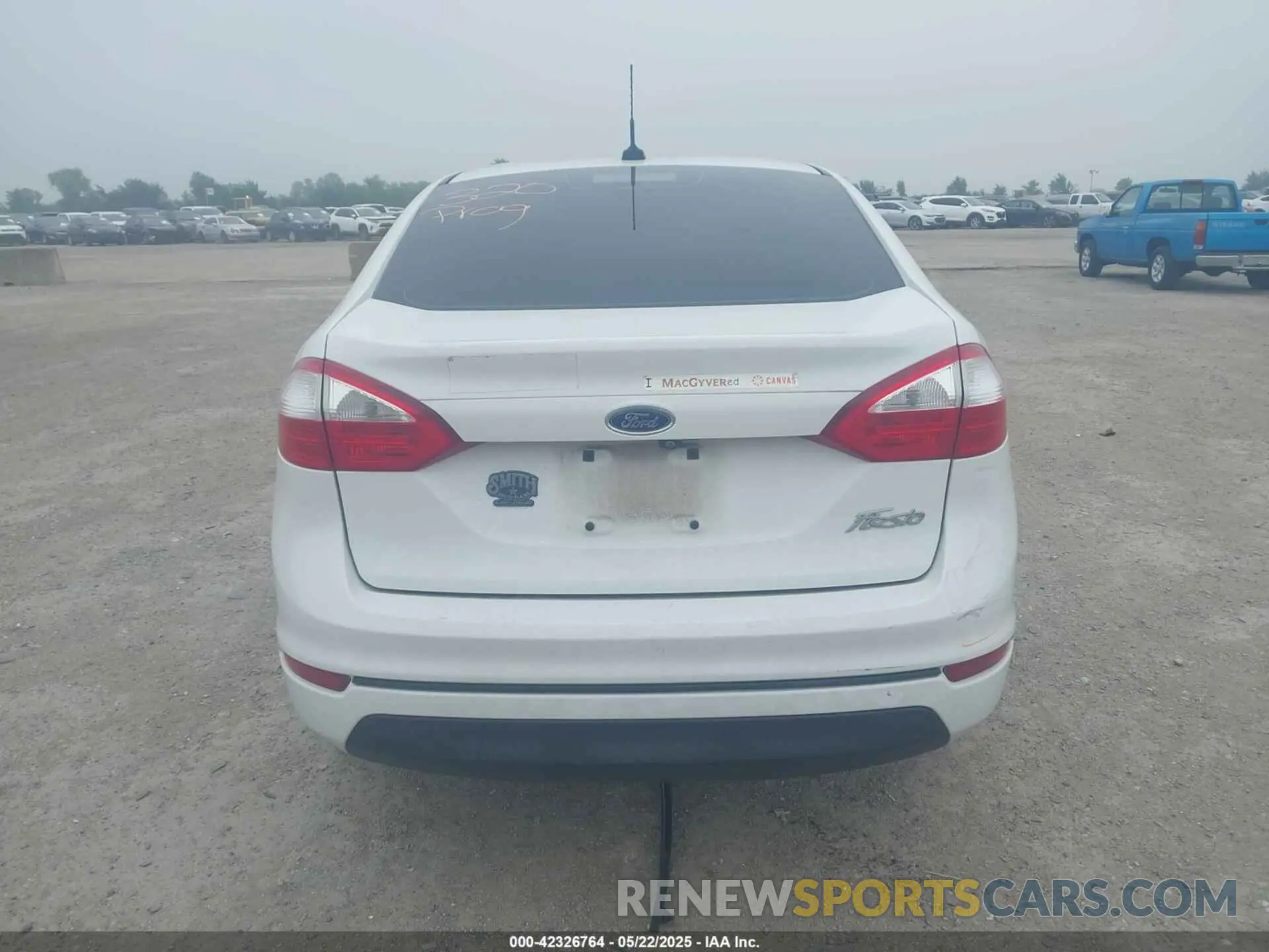 17 Photograph of a damaged car 3FADP4AJ5KM112102 FORD FIESTA 2019
