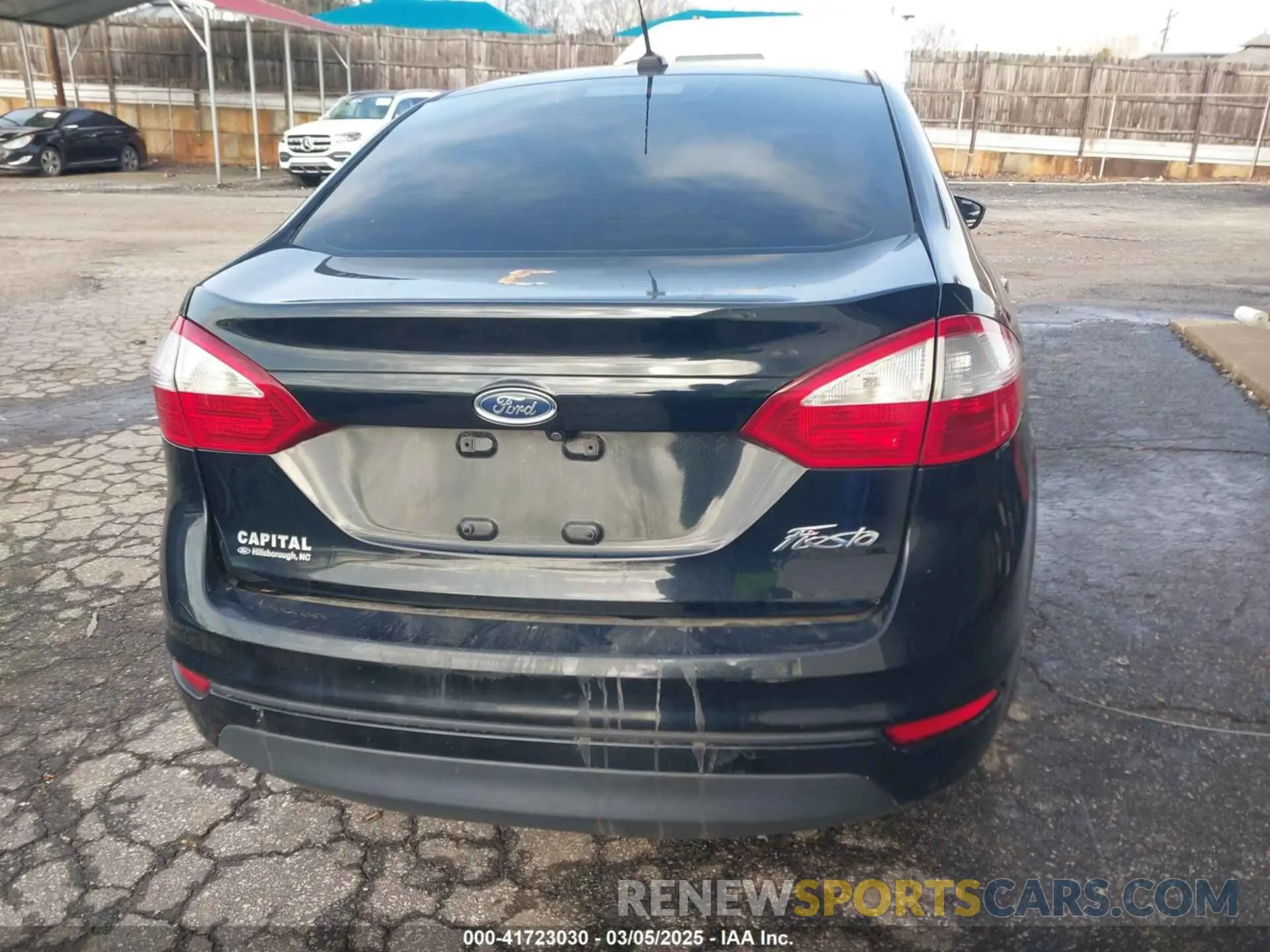 16 Photograph of a damaged car 3FADP4AJ6KM139230 FORD FIESTA 2019