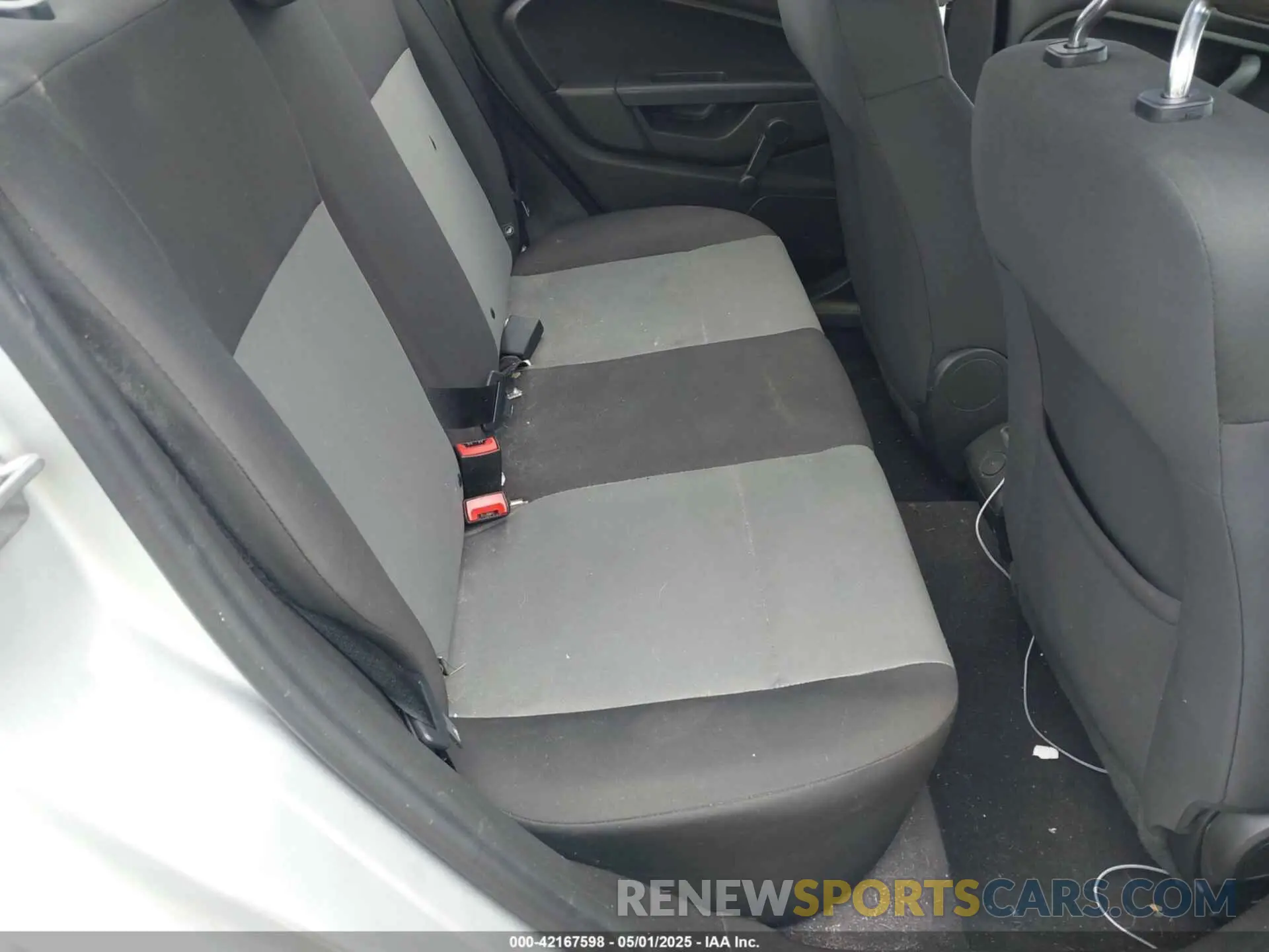 8 Photograph of a damaged car 3FADP4AJ7KM110240 FORD FIESTA 2019
