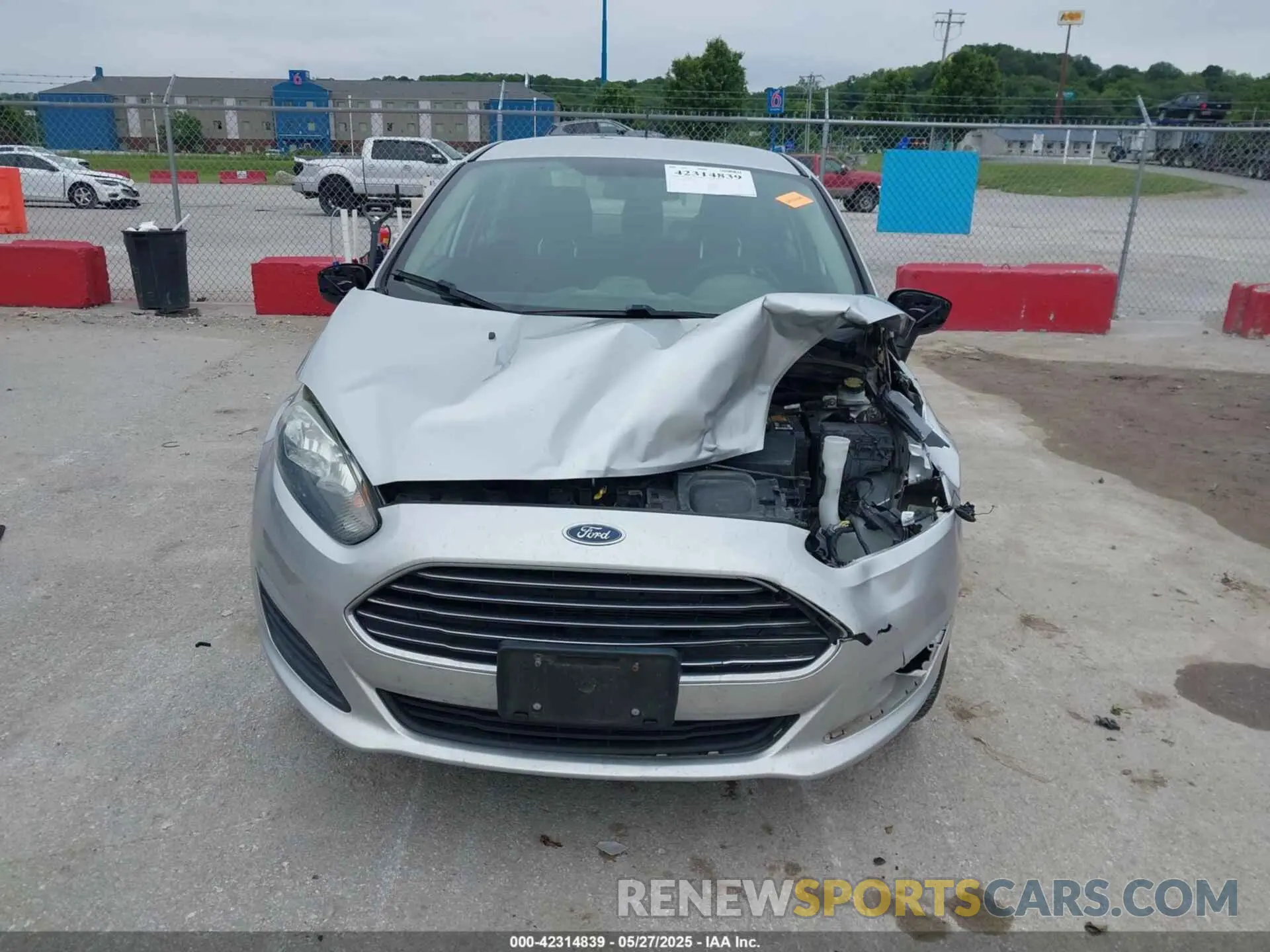 12 Photograph of a damaged car 3FADP4AJ8KM129203 FORD FIESTA 2019