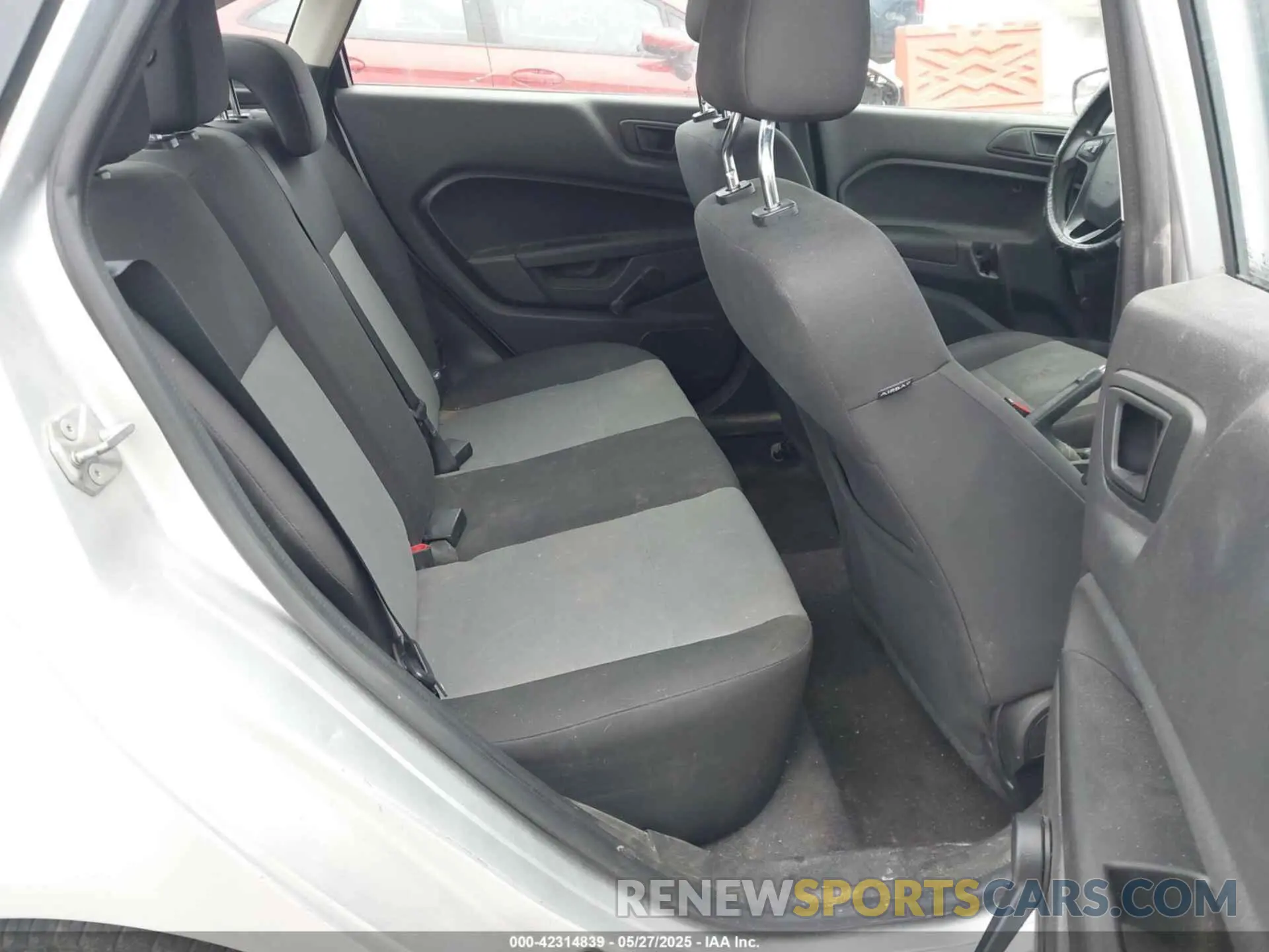 8 Photograph of a damaged car 3FADP4AJ8KM129203 FORD FIESTA 2019