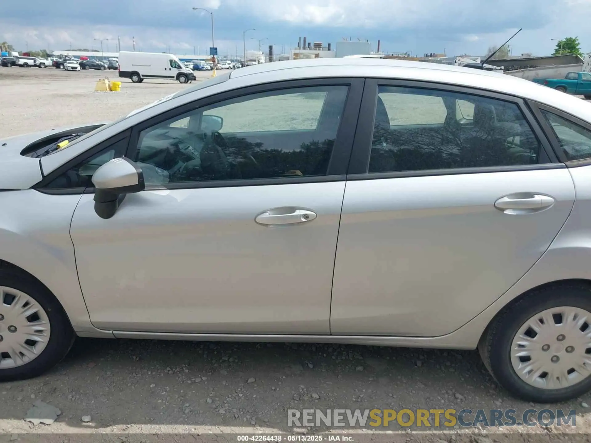 15 Photograph of a damaged car 3FADP4AJ9KM122597 FORD FIESTA 2019