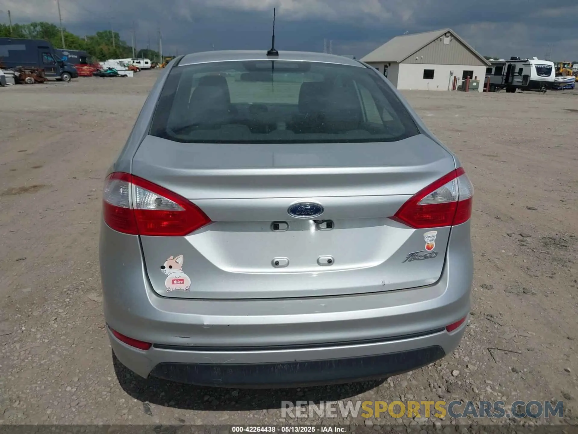 17 Photograph of a damaged car 3FADP4AJ9KM122597 FORD FIESTA 2019