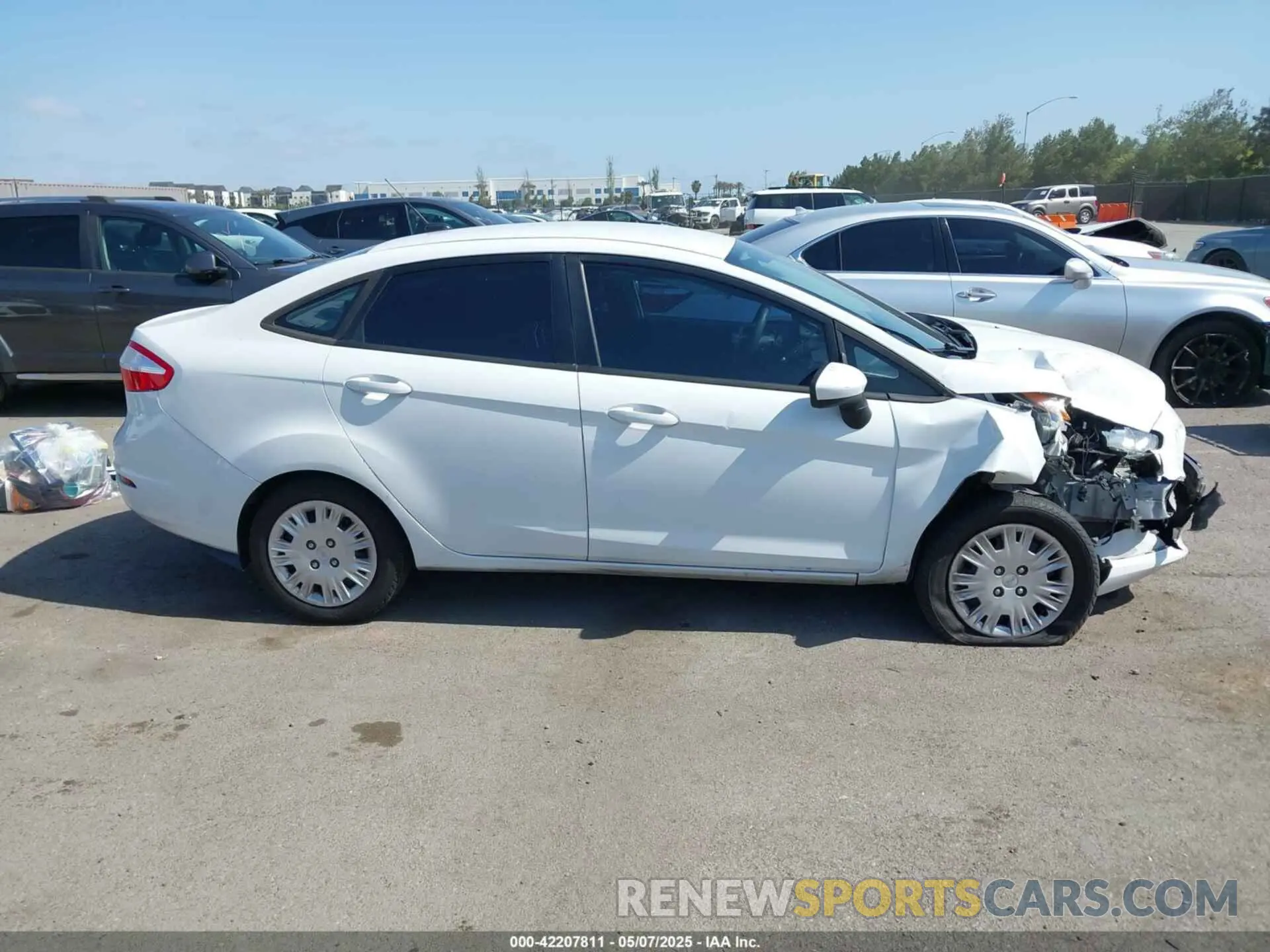 13 Photograph of a damaged car 3FADP4AJ9KM129159 FORD FIESTA 2019
