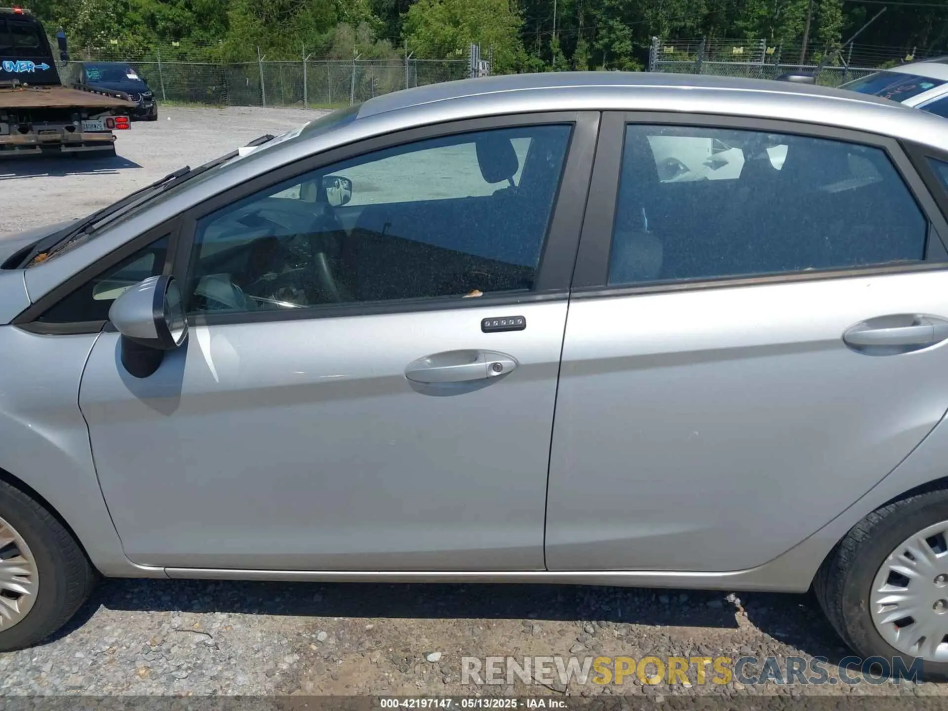 14 Photograph of a damaged car 3FADP4AJXKM116422 FORD FIESTA 2019
