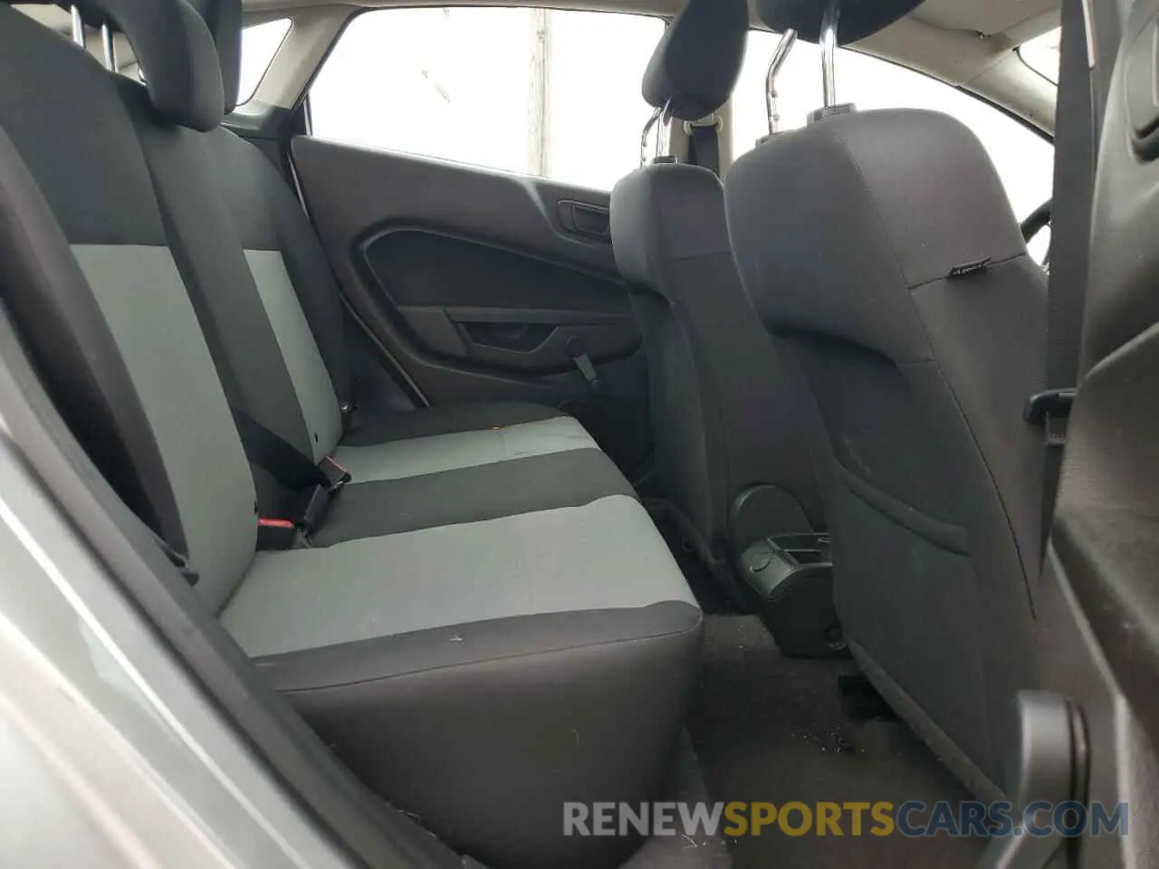 11 Photograph of a damaged car 3FADP4AJXKM144463 FORD FIESTA 2019
