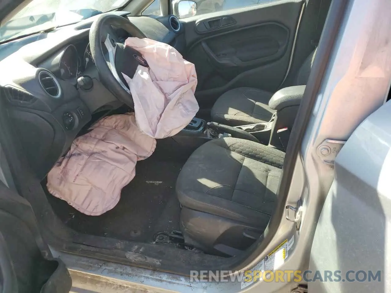 7 Photograph of a damaged car 3FADP4BJ0KM106061 FORD FIESTA 2019