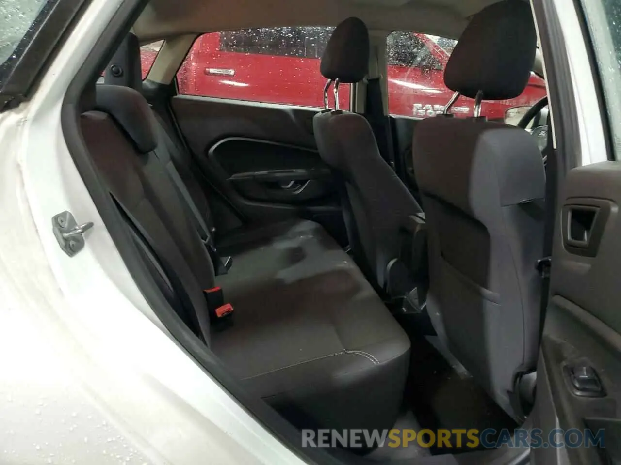10 Photograph of a damaged car 3FADP4BJ0KM108666 FORD FIESTA 2019
