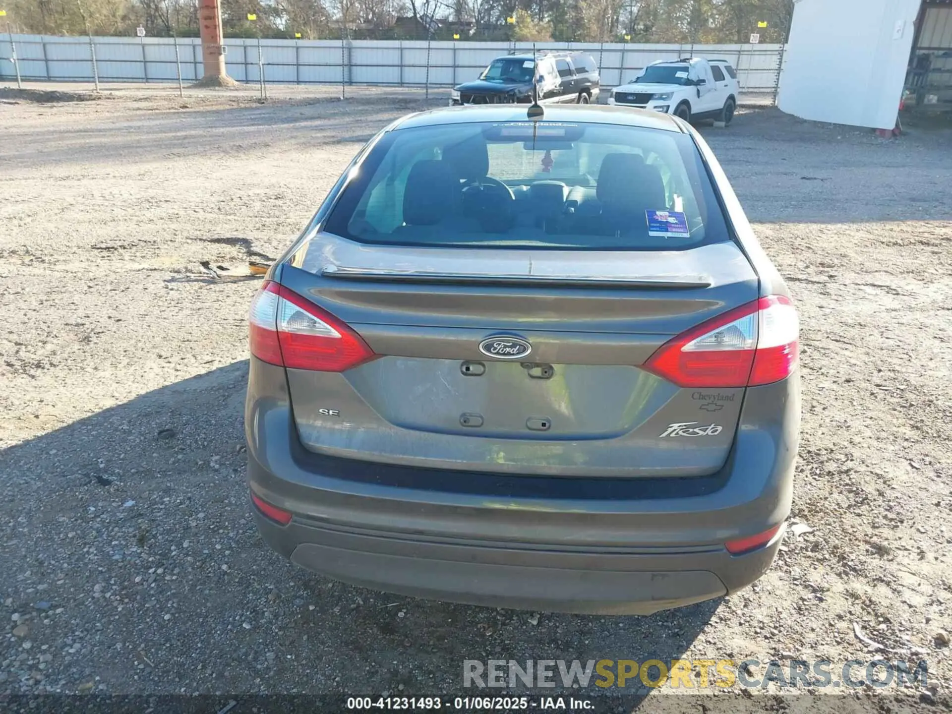 17 Photograph of a damaged car 3FADP4BJ0KM123703 FORD FIESTA 2019