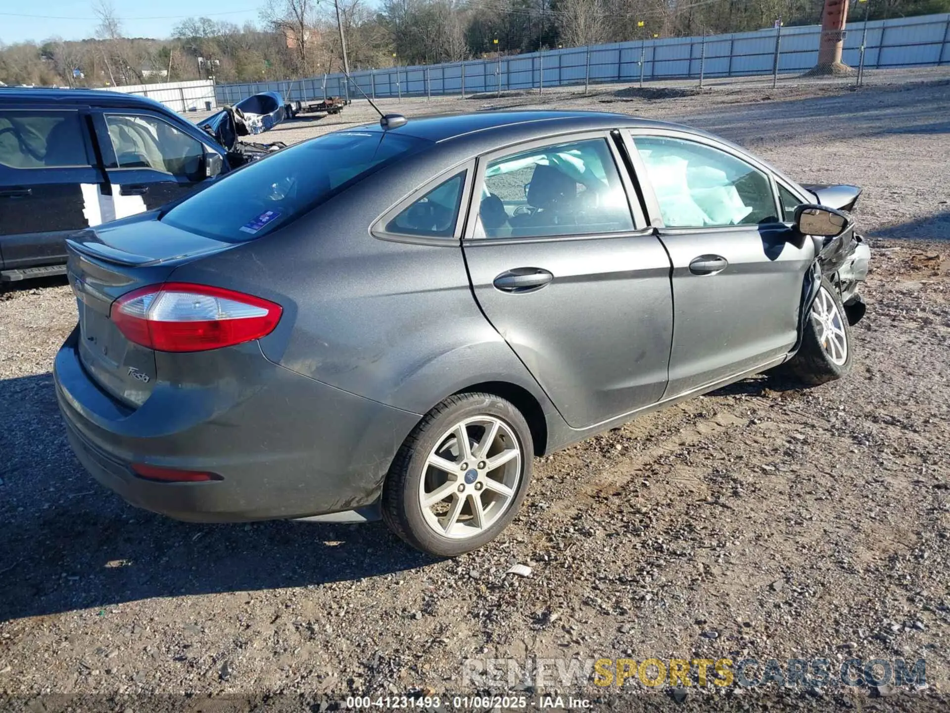 4 Photograph of a damaged car 3FADP4BJ0KM123703 FORD FIESTA 2019