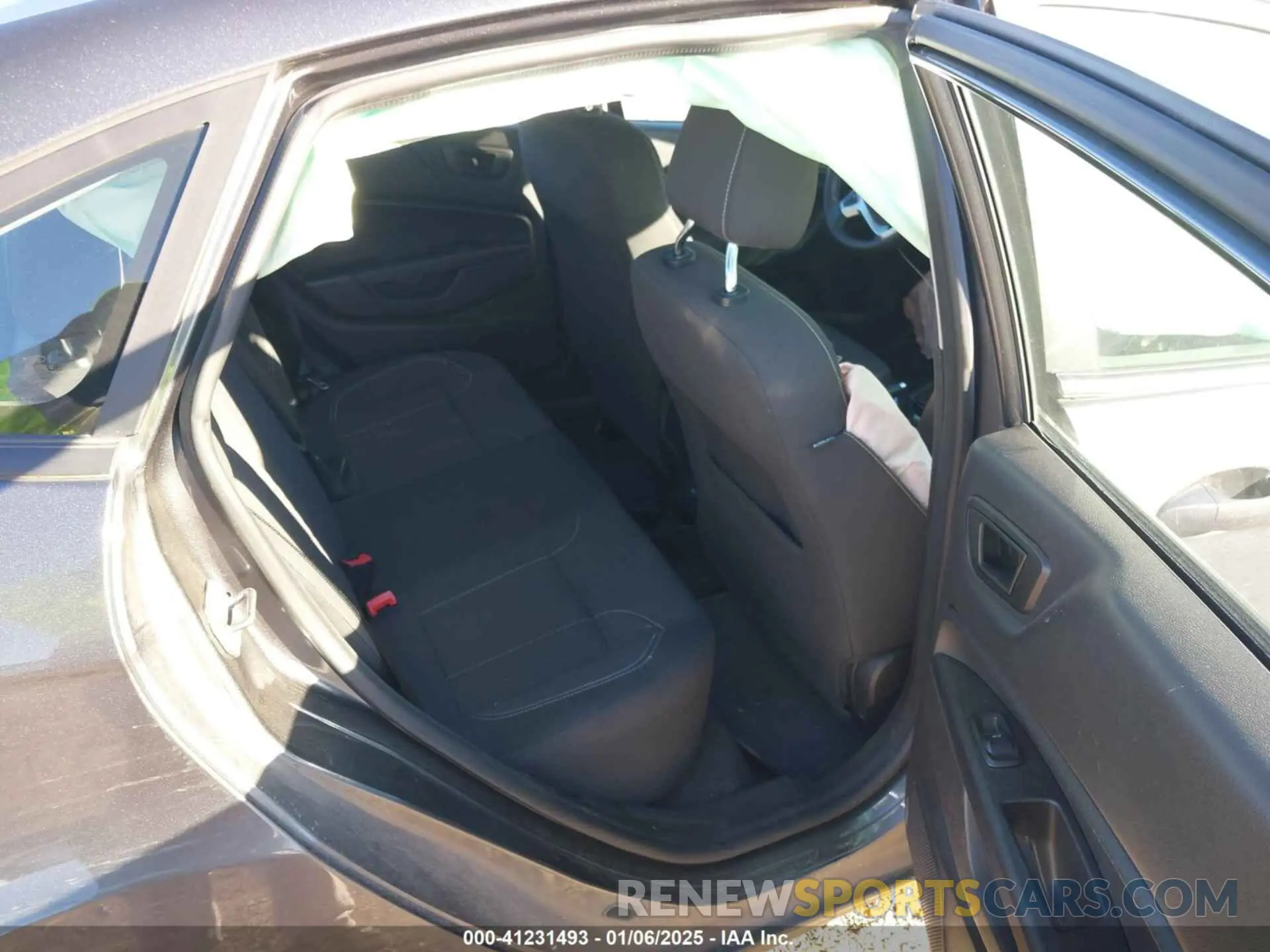 8 Photograph of a damaged car 3FADP4BJ0KM123703 FORD FIESTA 2019