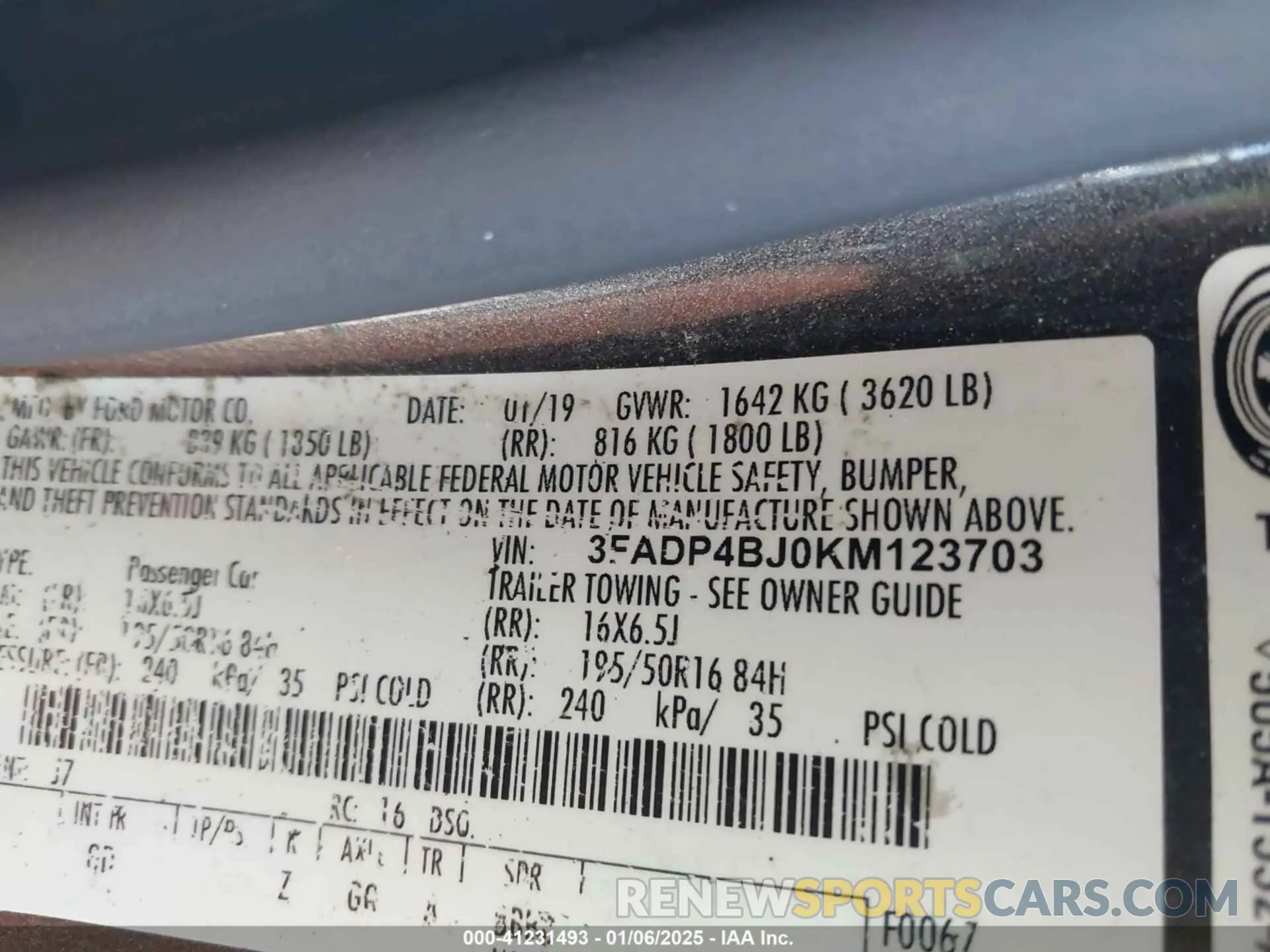 9 Photograph of a damaged car 3FADP4BJ0KM123703 FORD FIESTA 2019
