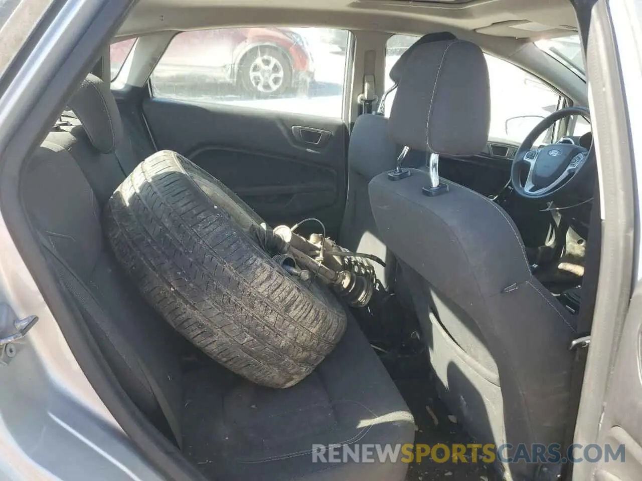 11 Photograph of a damaged car 3FADP4BJ0KM129453 FORD FIESTA 2019