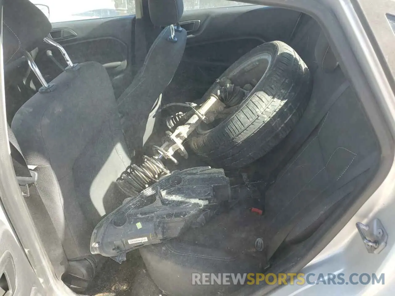 14 Photograph of a damaged car 3FADP4BJ0KM129453 FORD FIESTA 2019