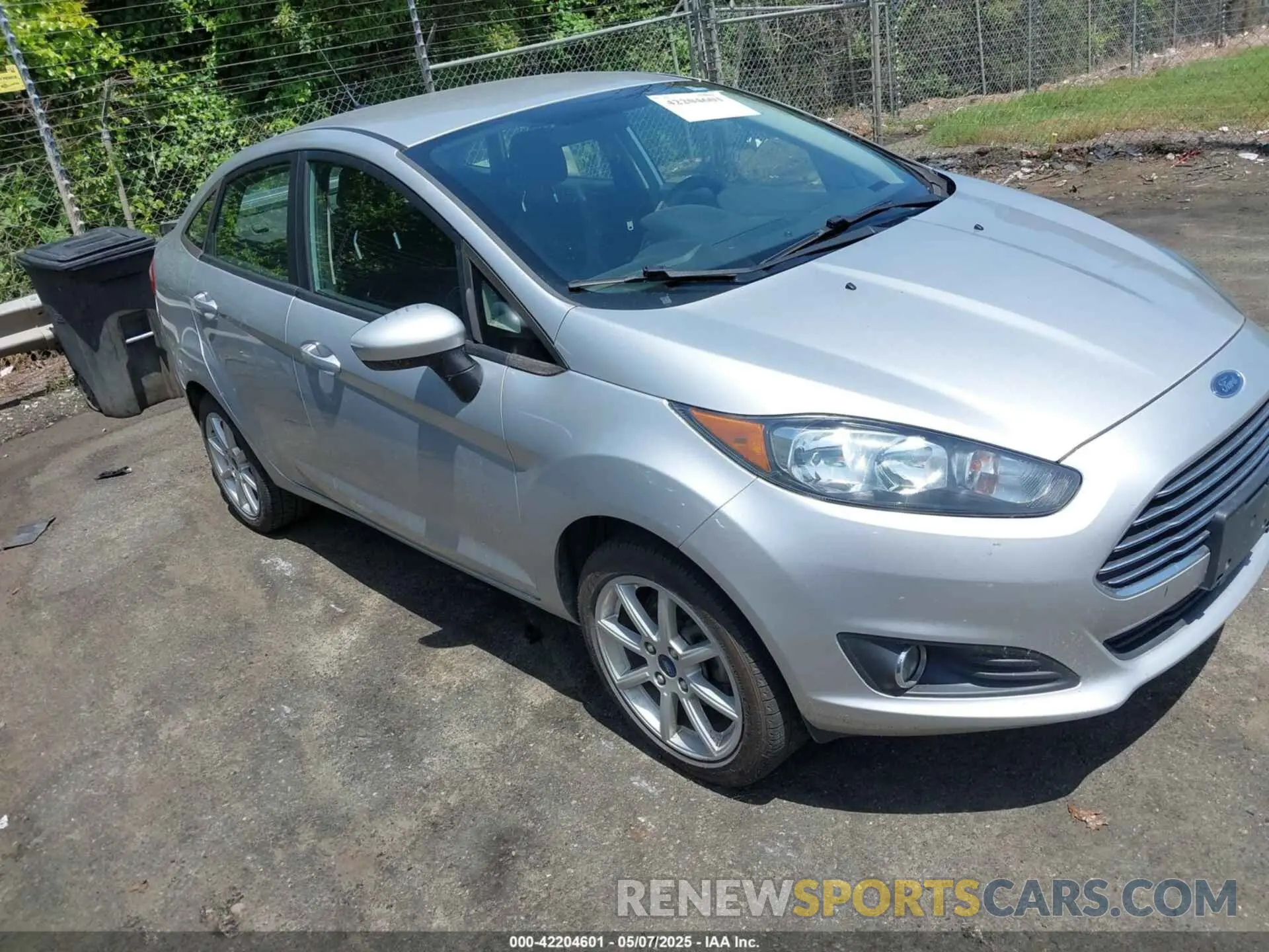 1 Photograph of a damaged car 3FADP4BJ0KM133096 FORD FIESTA 2019