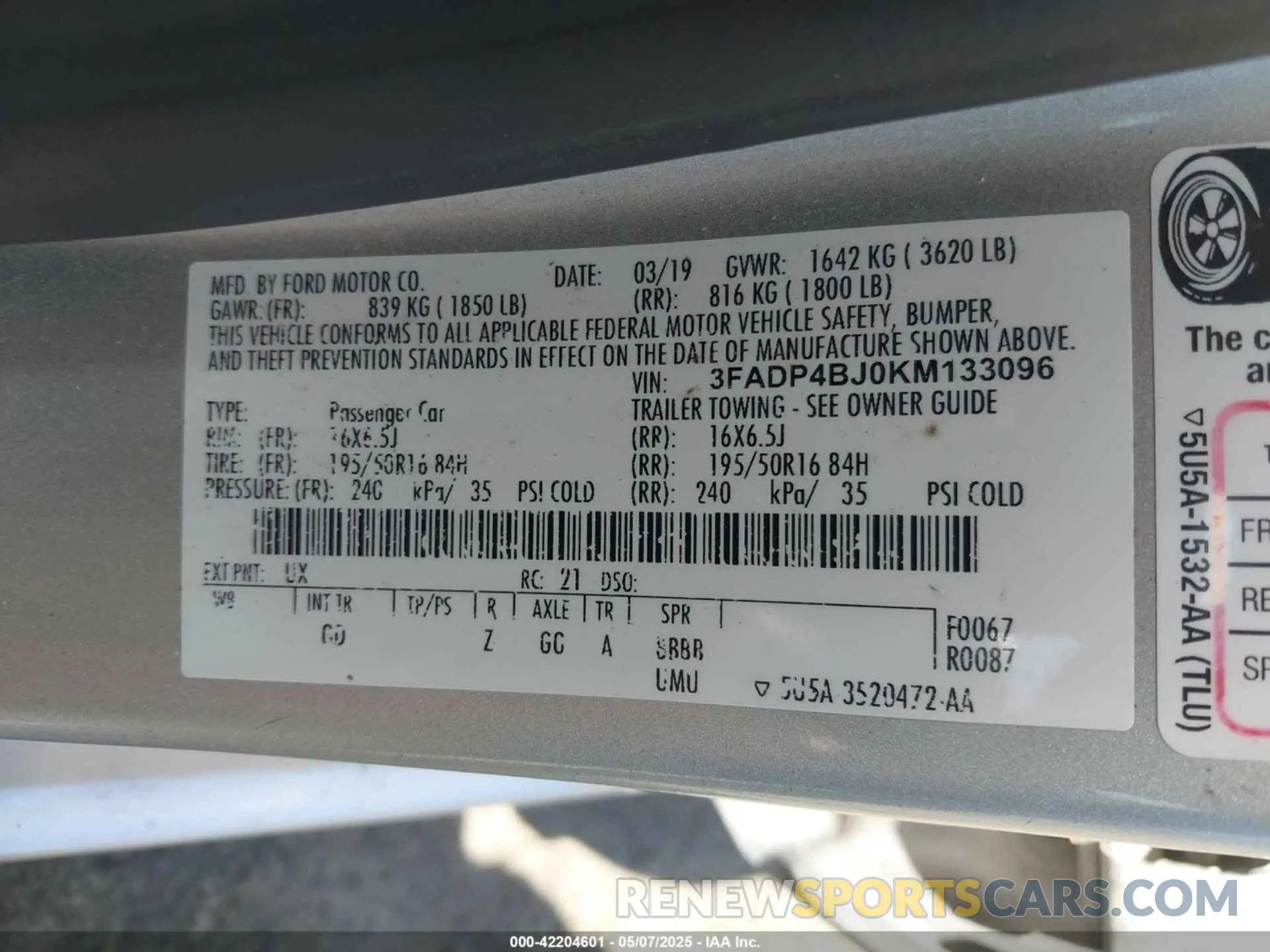 9 Photograph of a damaged car 3FADP4BJ0KM133096 FORD FIESTA 2019